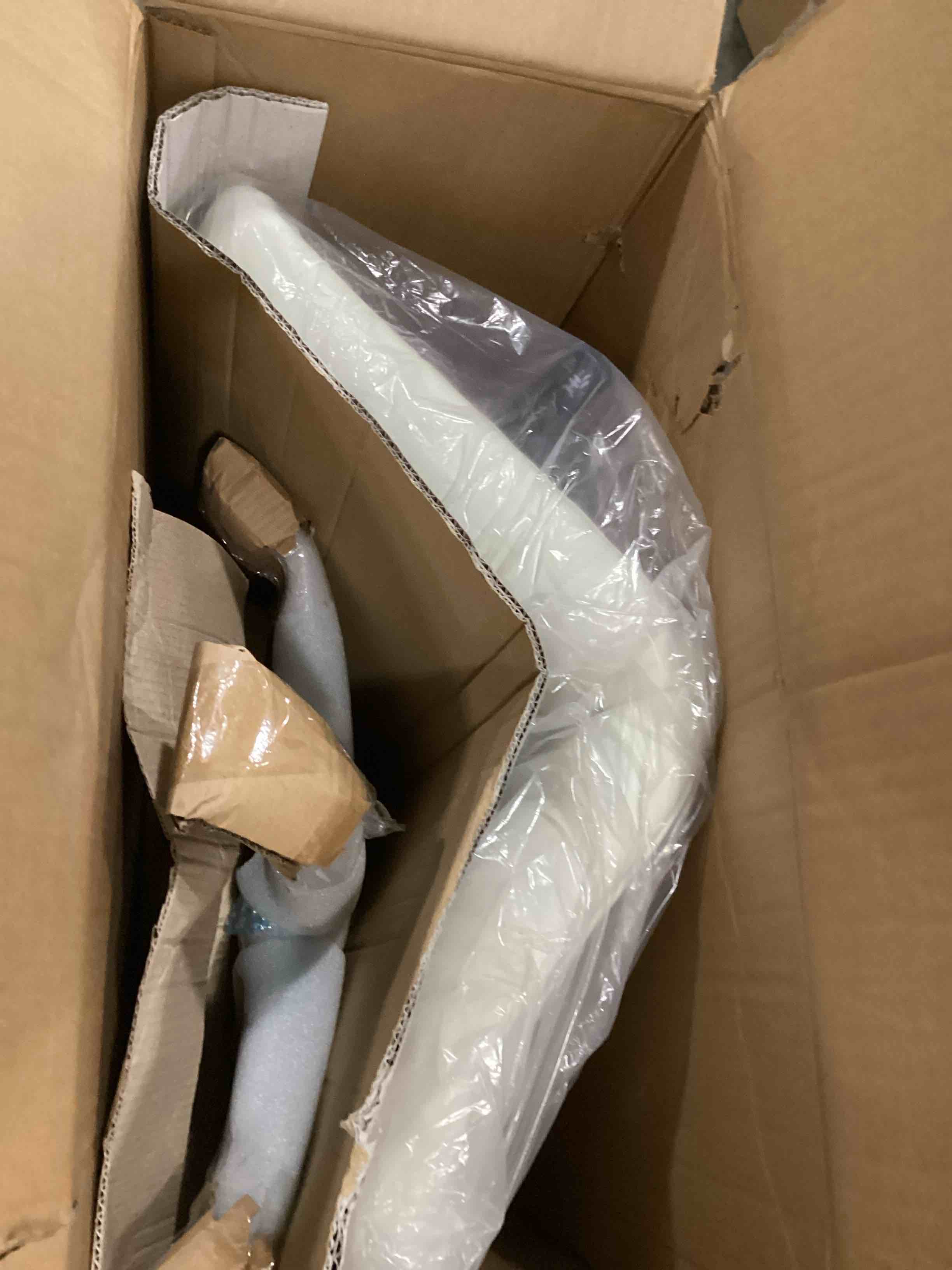 https://s3.amazonaws.com/lotting-images-prod/bidfta/YEL5859819_1720193159555.jpeg