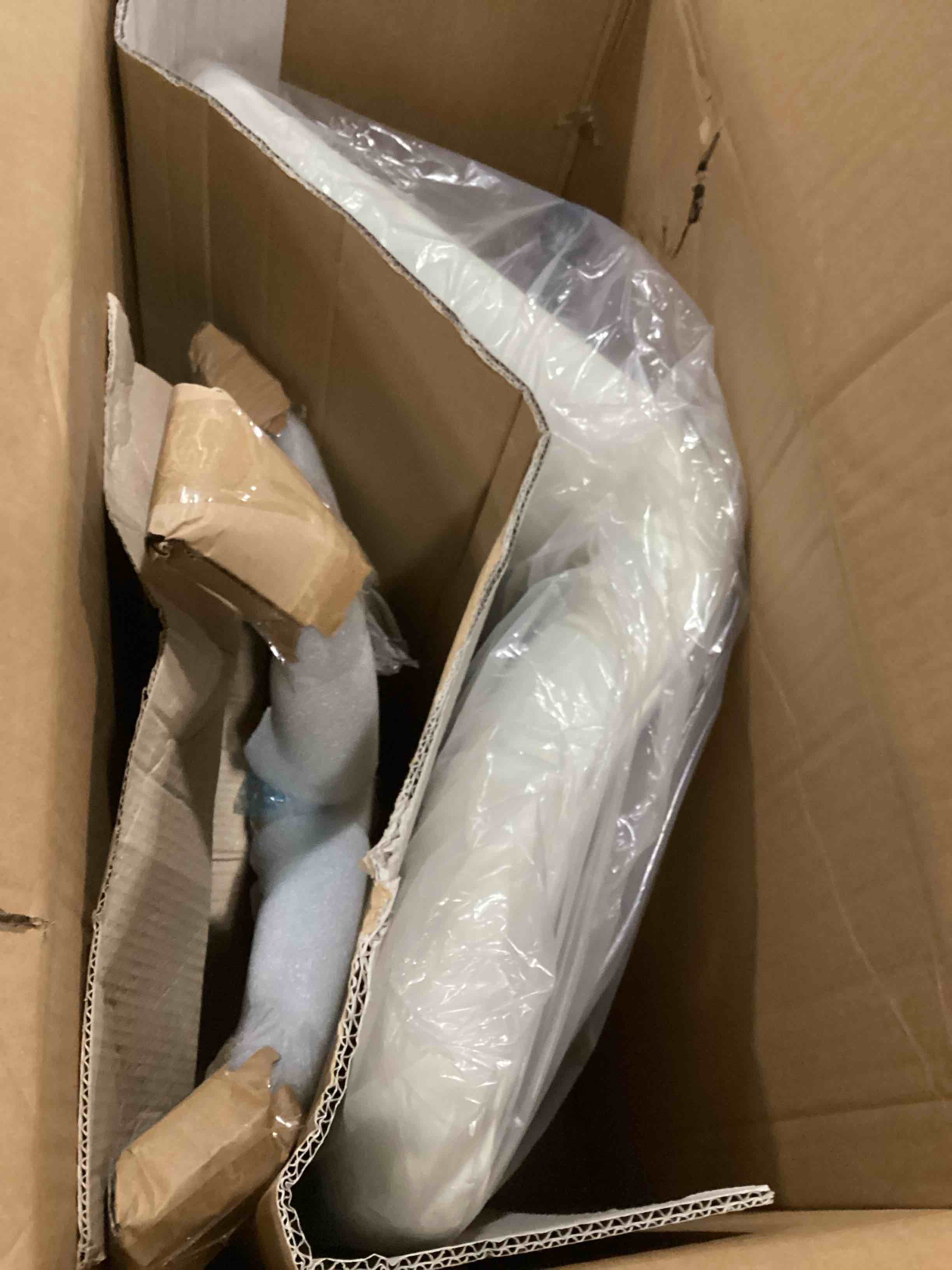 https://s3.amazonaws.com/lotting-images-prod/bidfta/YEL5859819_1720193161989.jpeg