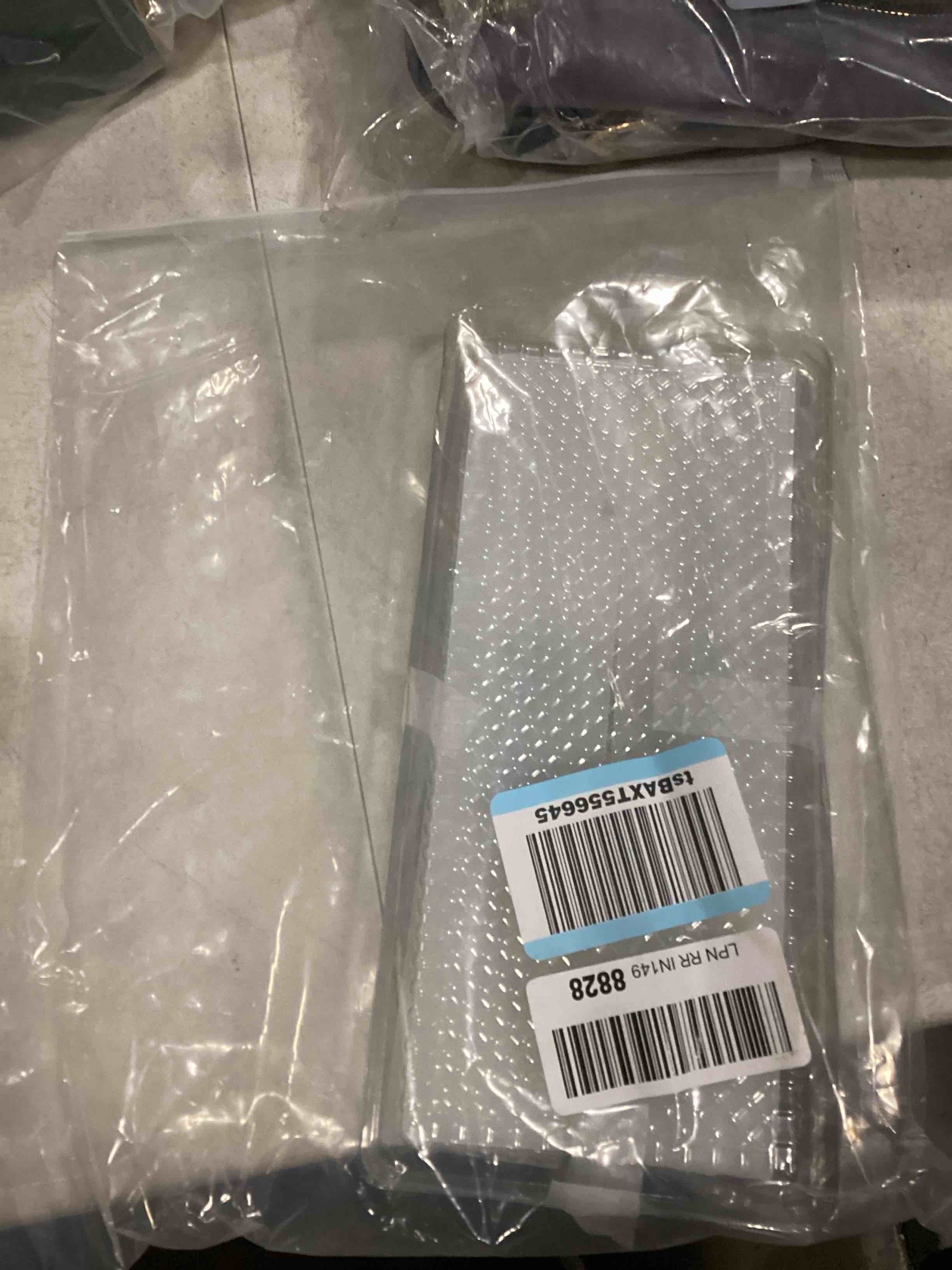 https://s3.amazonaws.com/lotting-images-prod/bidfta/YEL5859866_1720438030757.jpeg