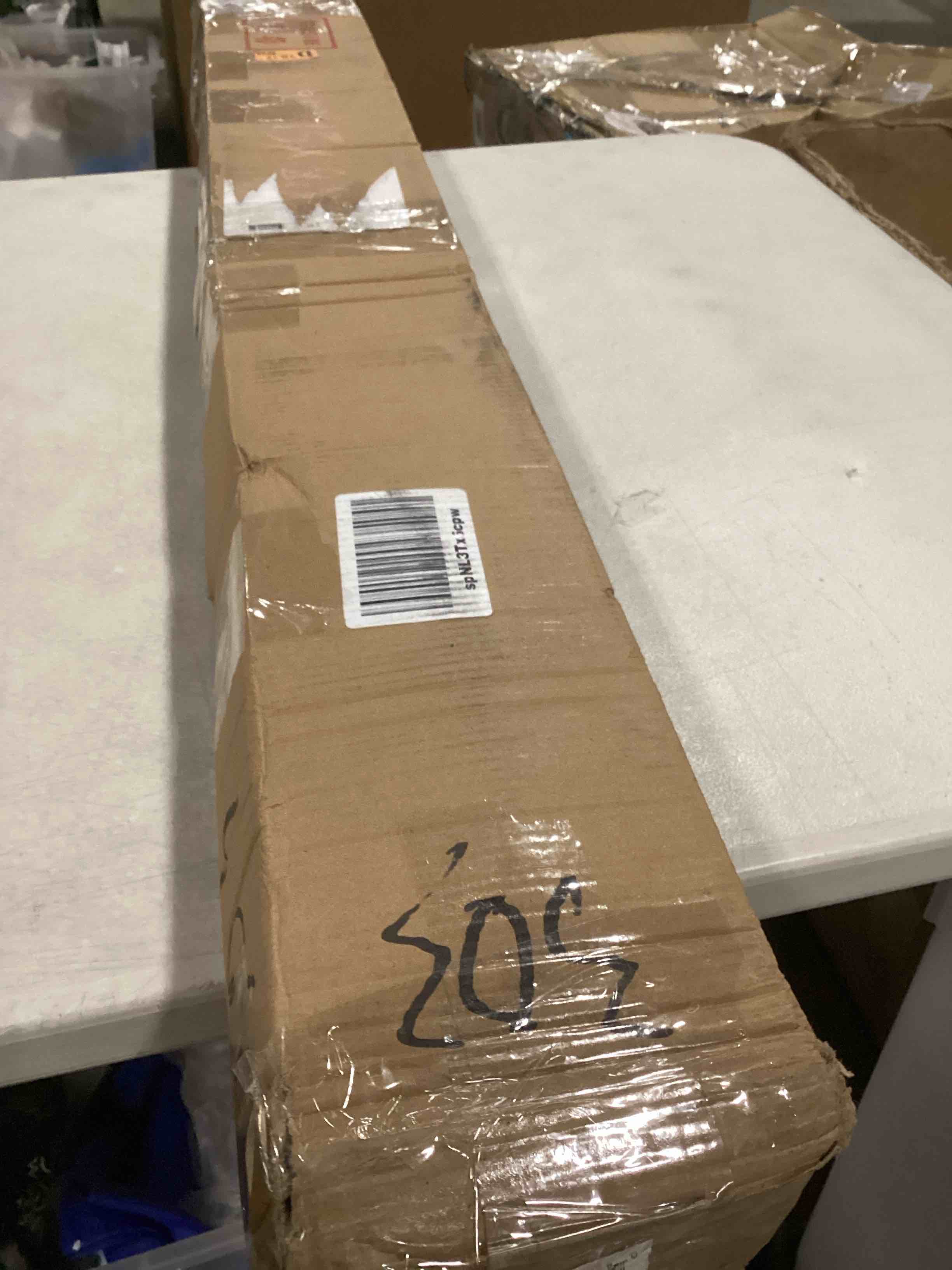 https://s3.amazonaws.com/lotting-images-prod/bidfta/YEL5860295_1720698167947.jpeg