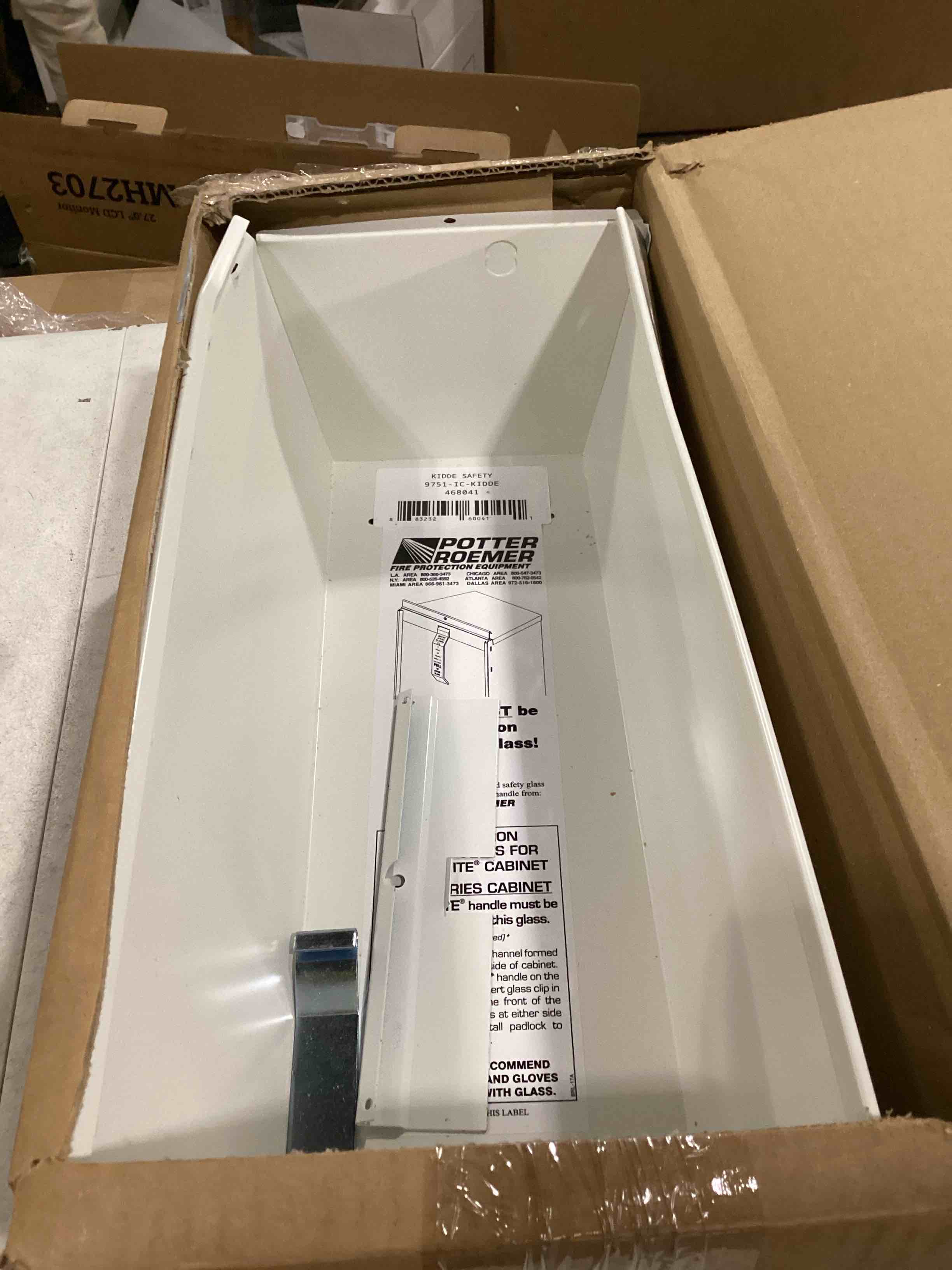 https://s3.amazonaws.com/lotting-images-prod/bidfta/YEL5860439_1720719980245.jpeg