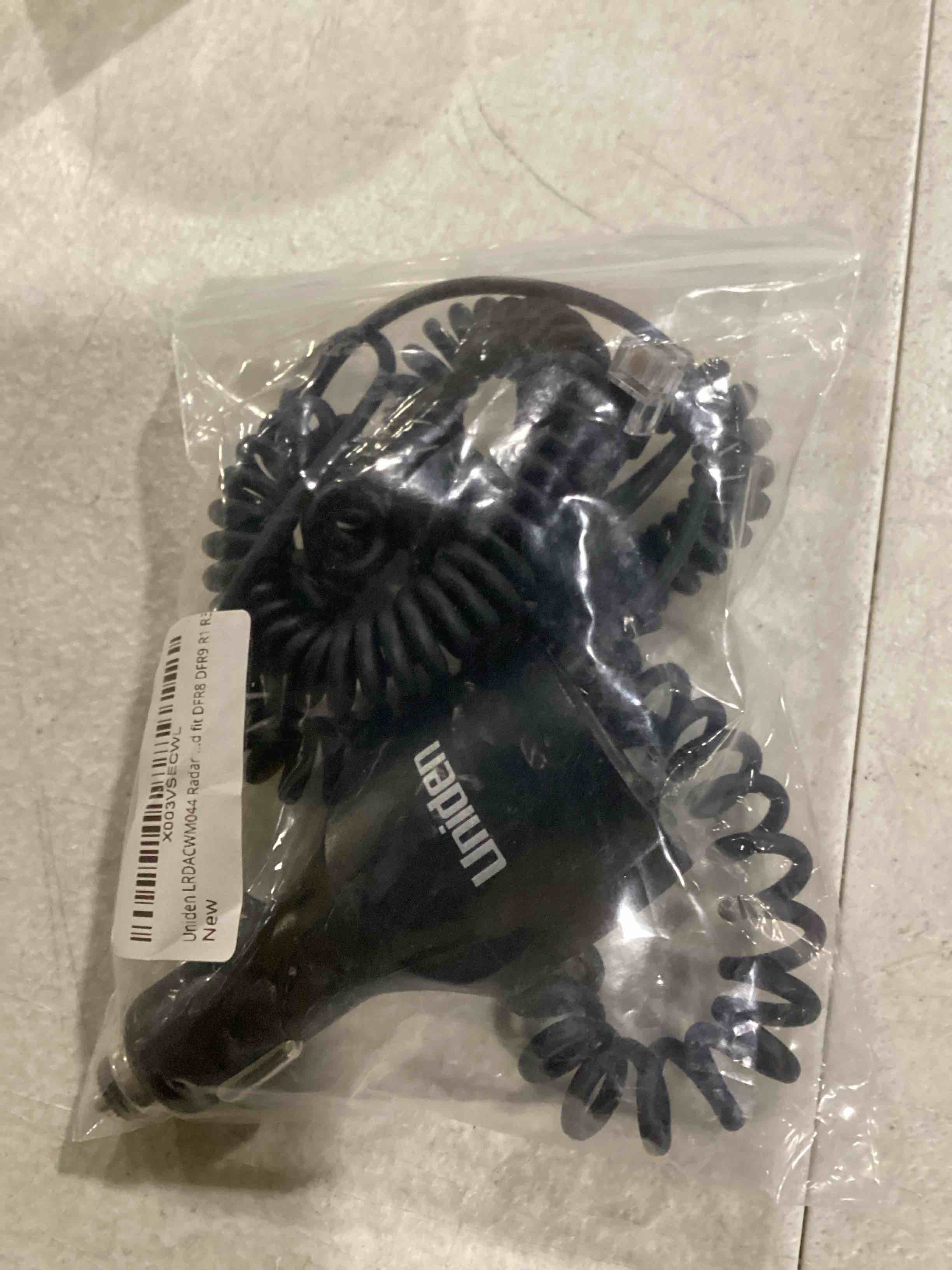 https://s3.amazonaws.com/lotting-images-prod/bidfta/YEL5860508_1720786515878.jpeg