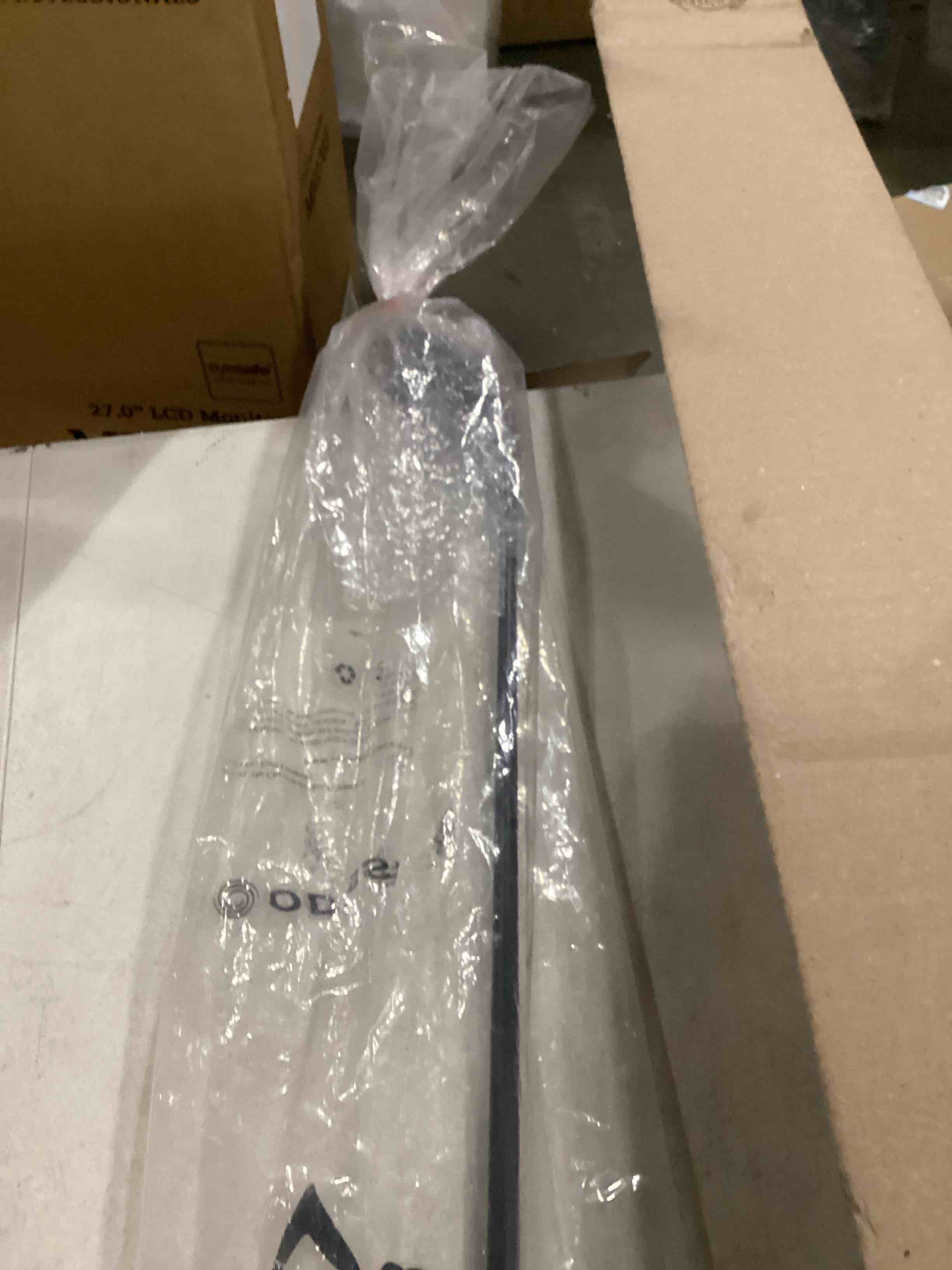 https://s3.amazonaws.com/lotting-images-prod/bidfta/YEL5860543_1720789943179.jpeg