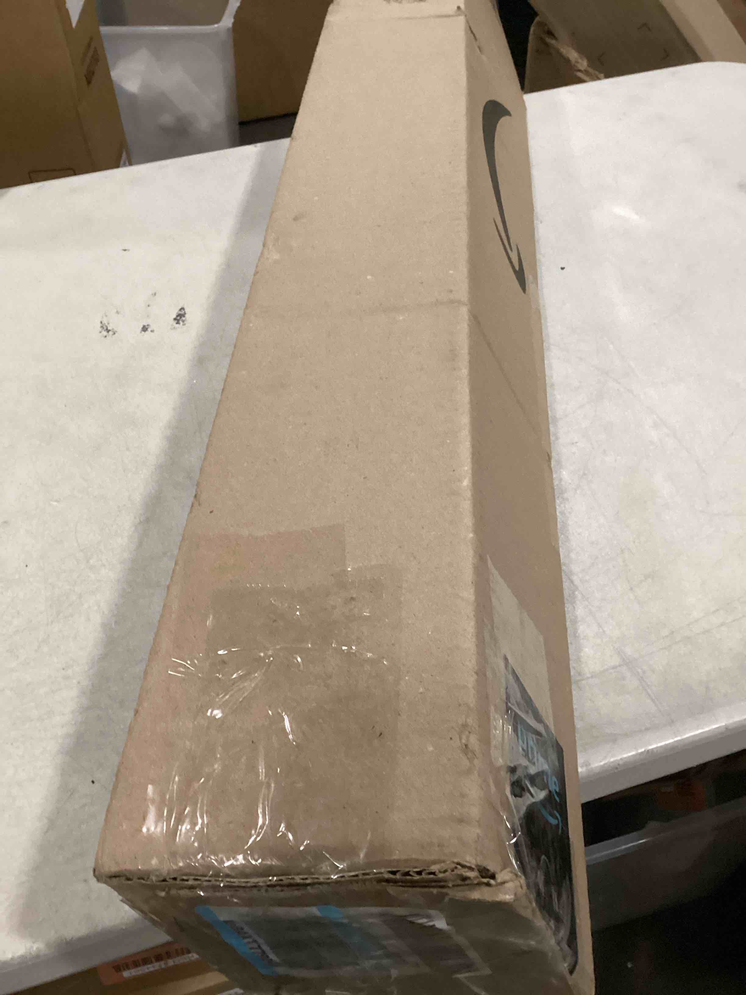 https://s3.amazonaws.com/lotting-images-prod/bidfta/YEL5860543_1720789960741.jpeg