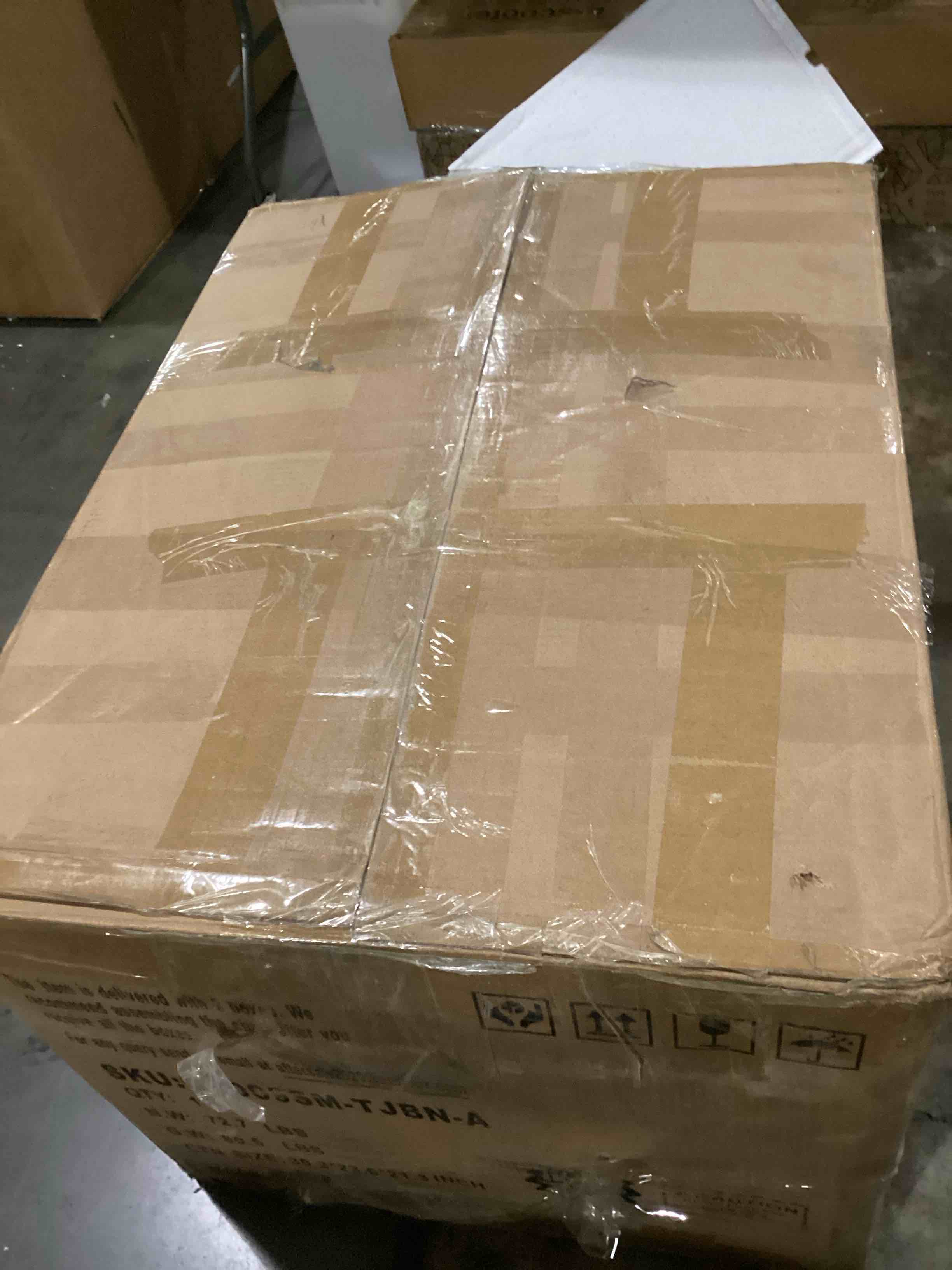 https://s3.amazonaws.com/lotting-images-prod/bidfta/YEL5860603_1720806834646.jpeg