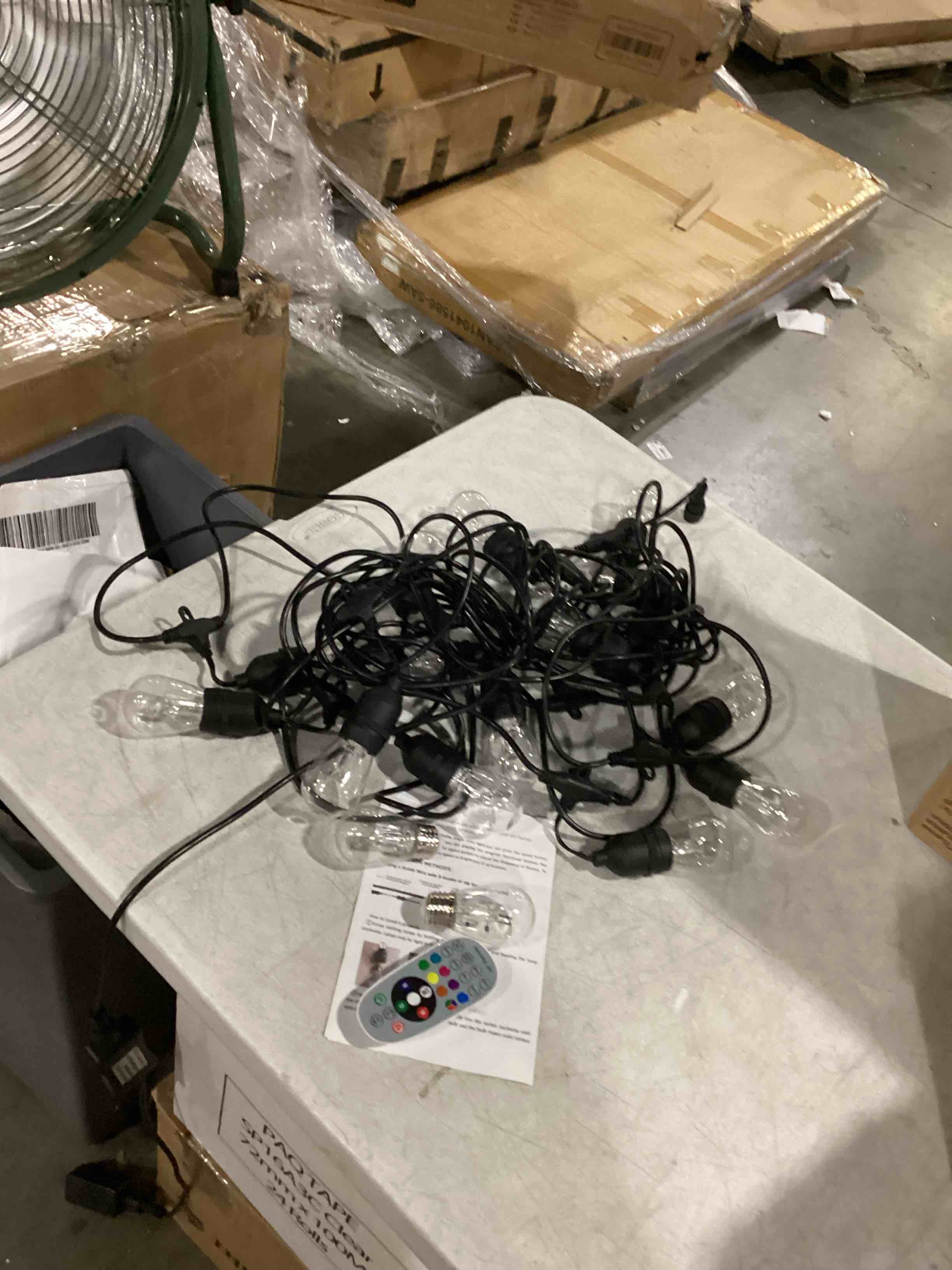 https://s3.amazonaws.com/lotting-images-prod/bidfta/YEL5861002_1721396076857.jpeg