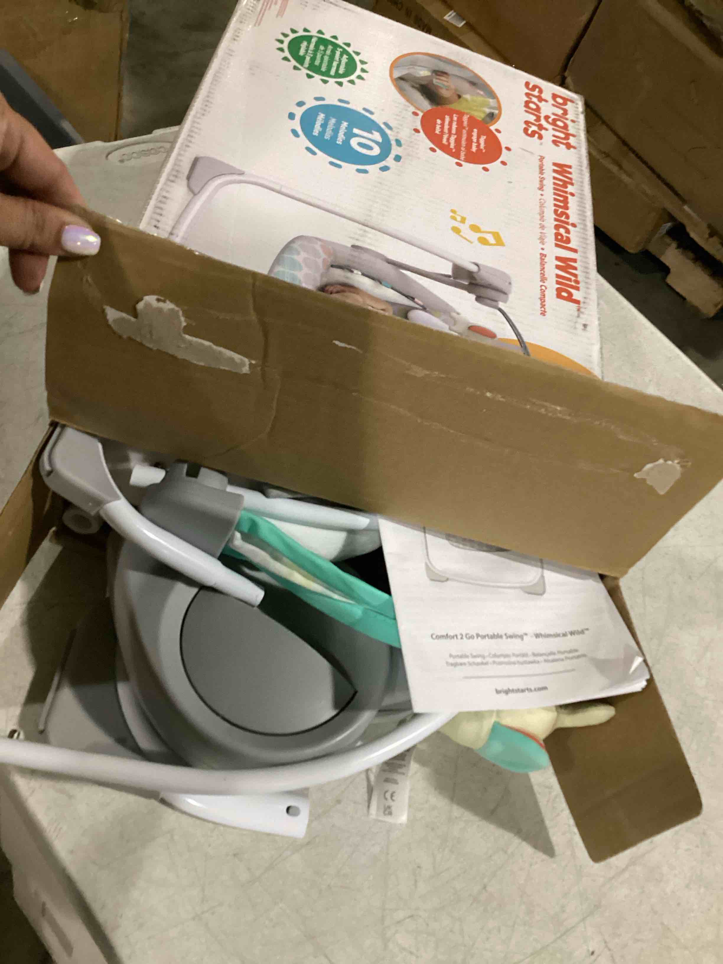https://s3.amazonaws.com/lotting-images-prod/bidfta/YEL5861480_1721928303659.jpeg