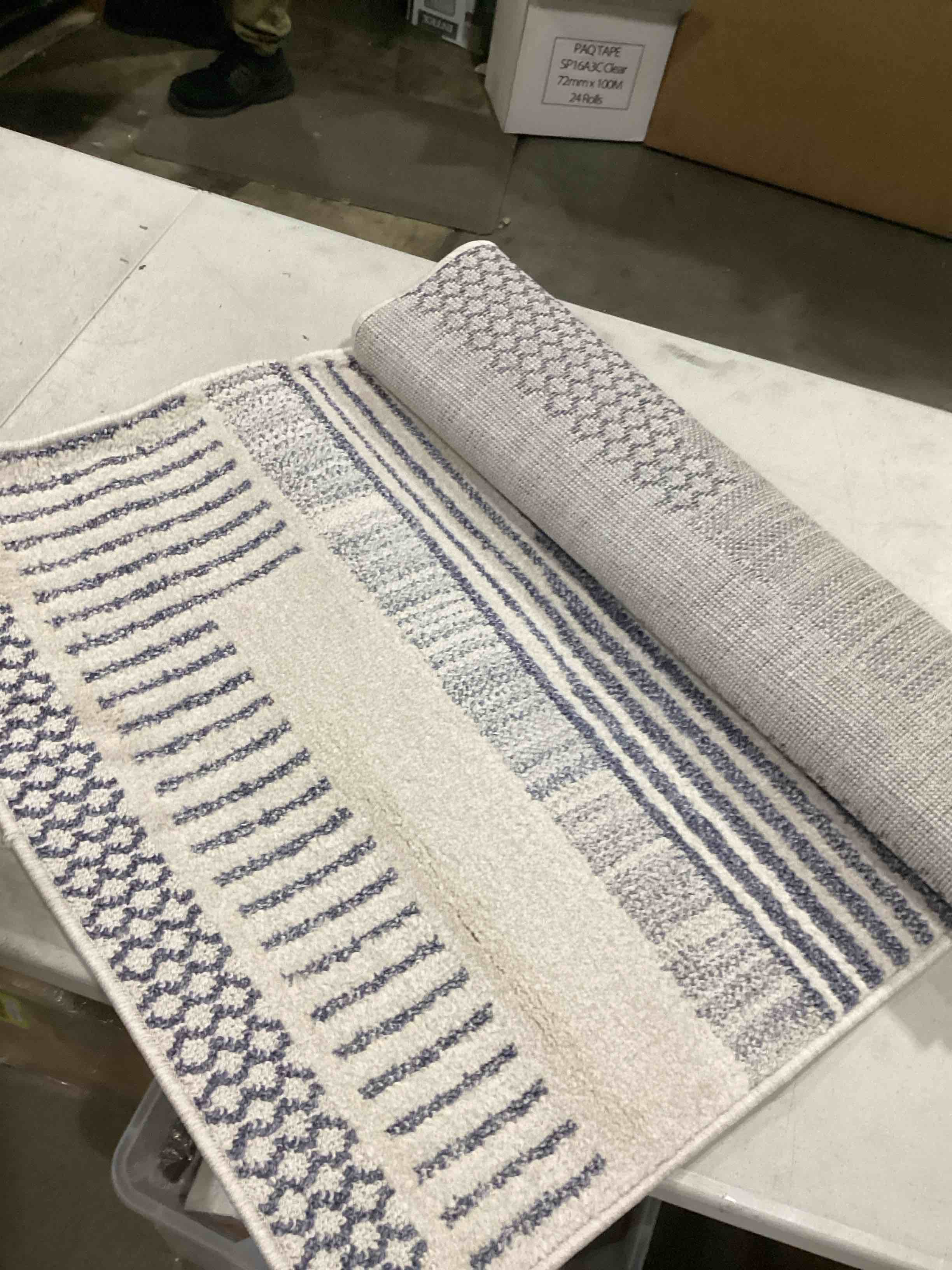 Well Woven Harlow Contemporary Geometric Runner Rug 27 in x 87 in