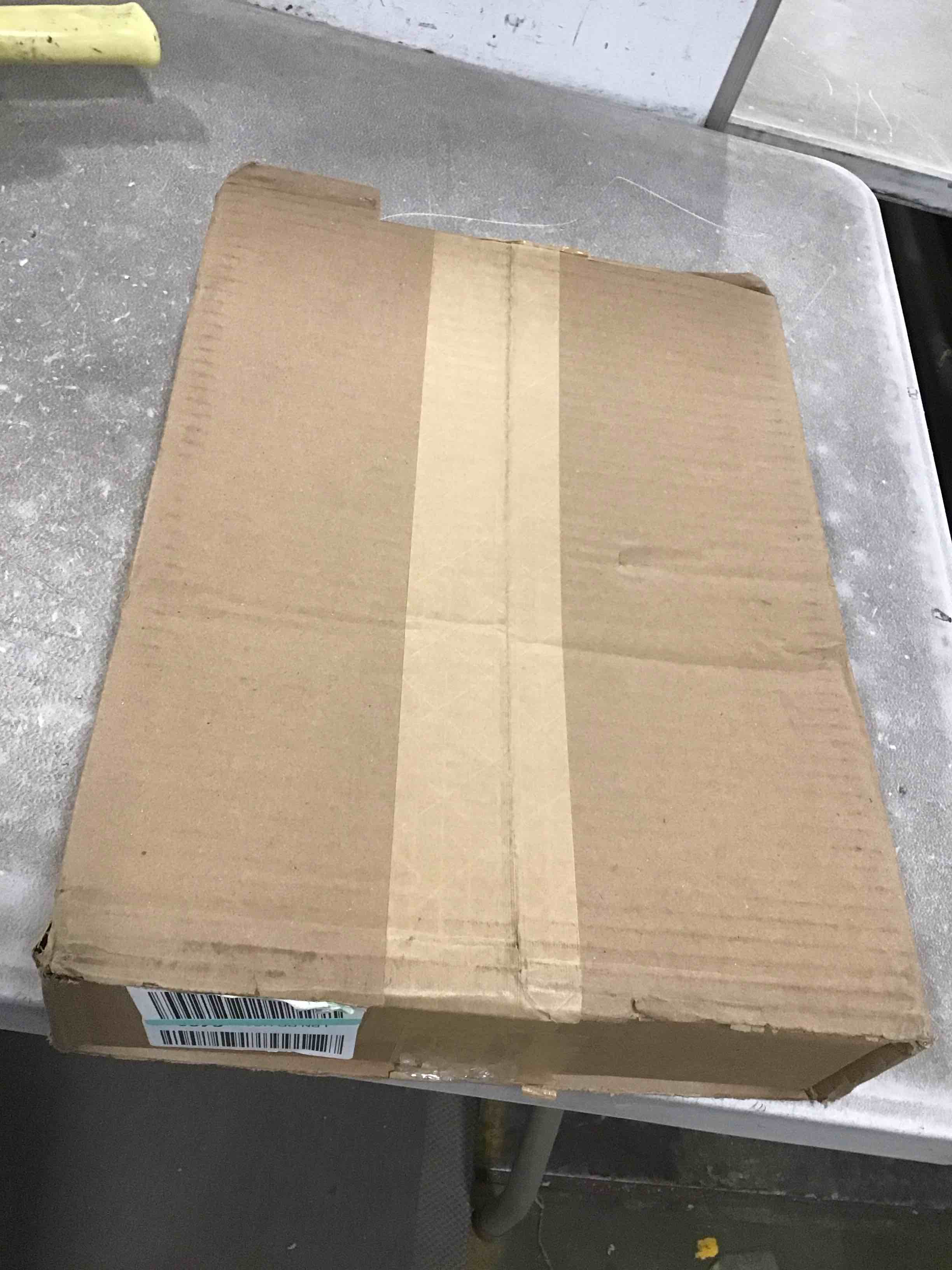 https://s3.amazonaws.com/lotting-images-prod/bidfta/YEL5901742_1710944303391.jpeg