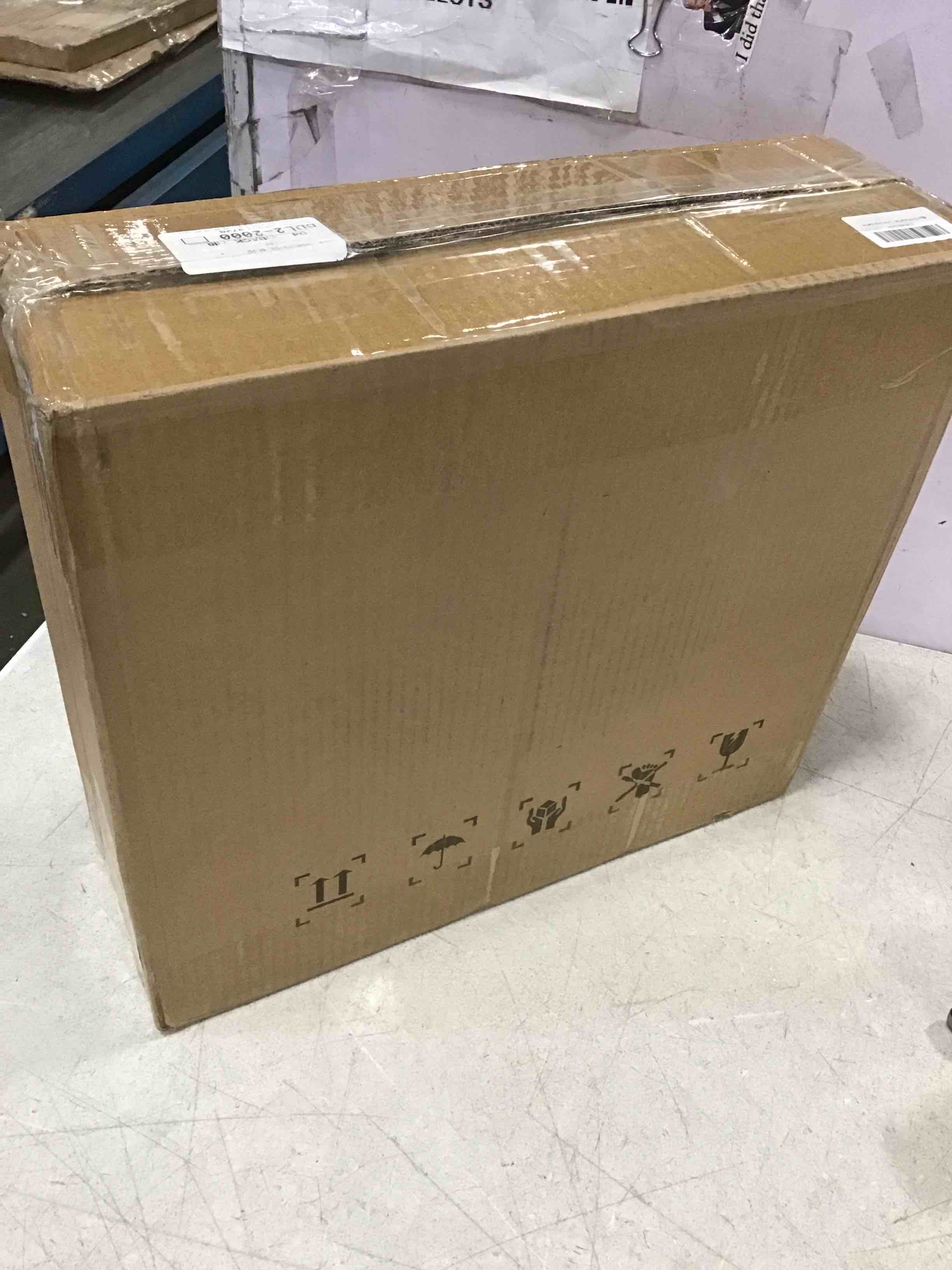 https://s3.amazonaws.com/lotting-images-prod/bidfta/YEL5902202_1711205483272.jpeg