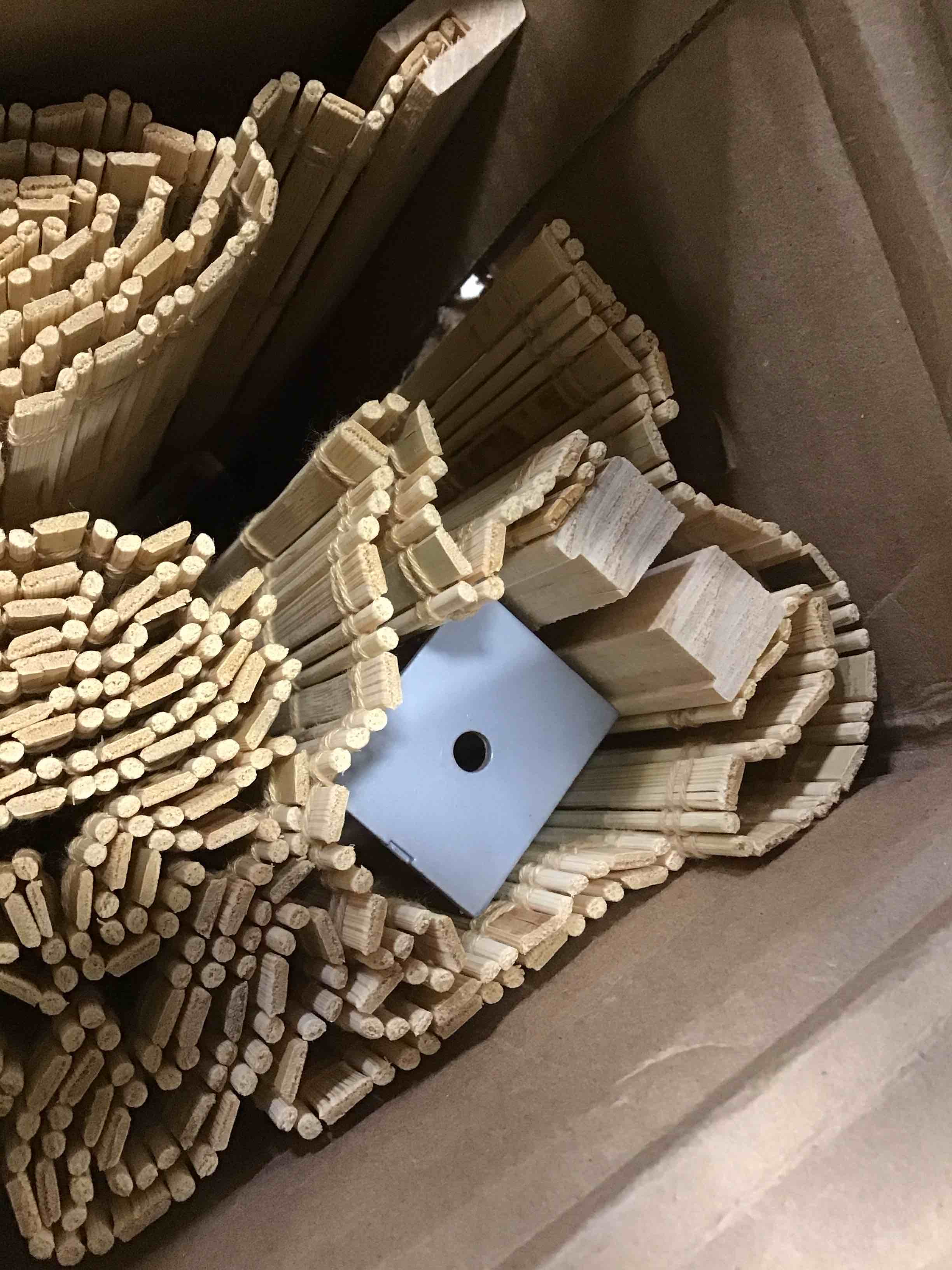 https://s3.amazonaws.com/lotting-images-prod/bidfta/YEL5902433_1711384556064.jpeg
