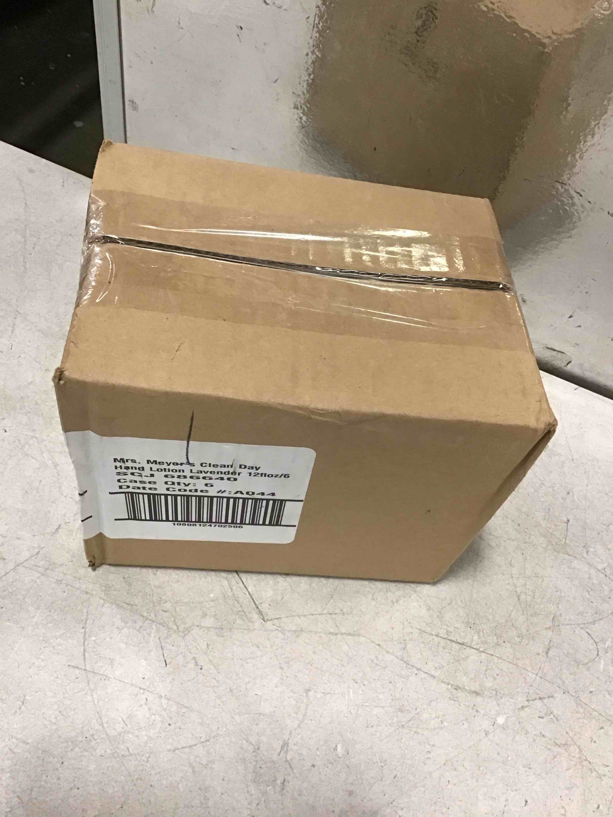 https://s3.amazonaws.com/lotting-images-prod/bidfta/YEL5902739_1711540686785.jpeg