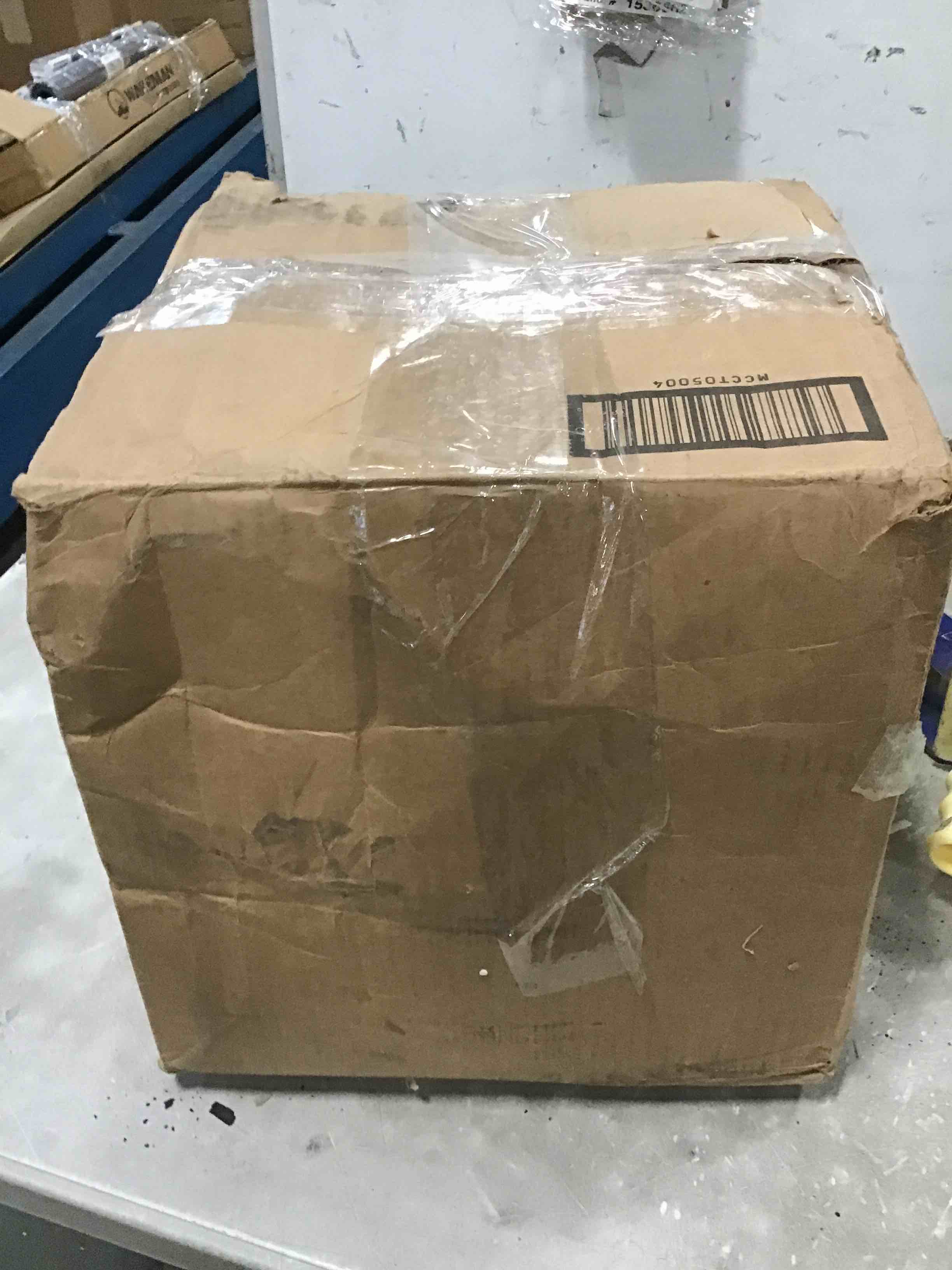 https://s3.amazonaws.com/lotting-images-prod/bidfta/YEL5904076_1711138957258.jpeg