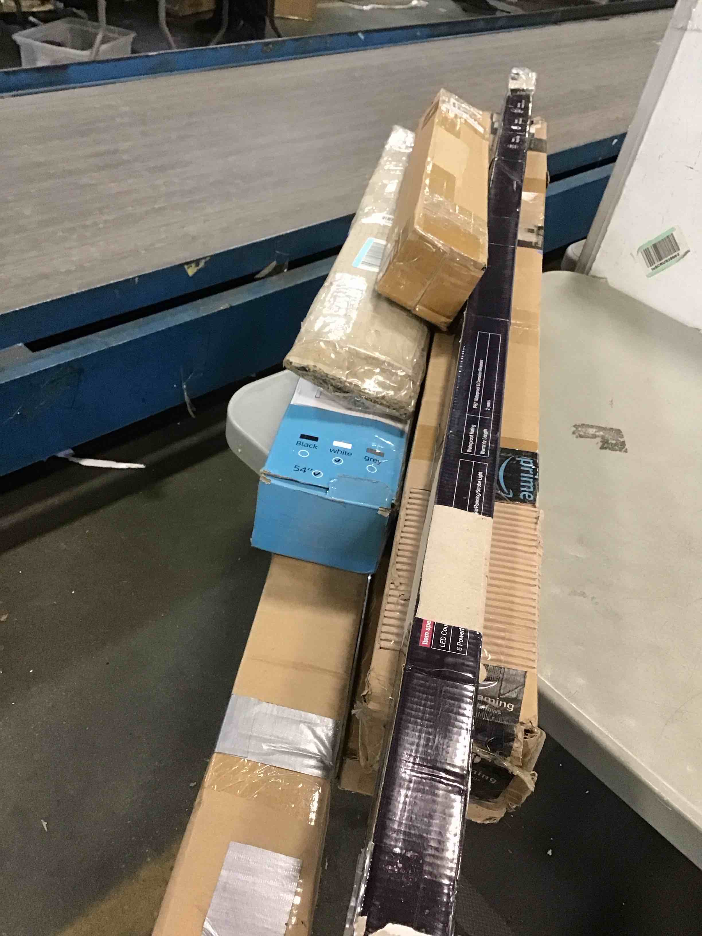 https://s3.amazonaws.com/lotting-images-prod/bidfta/YEL5904557_1710863468605.jpeg