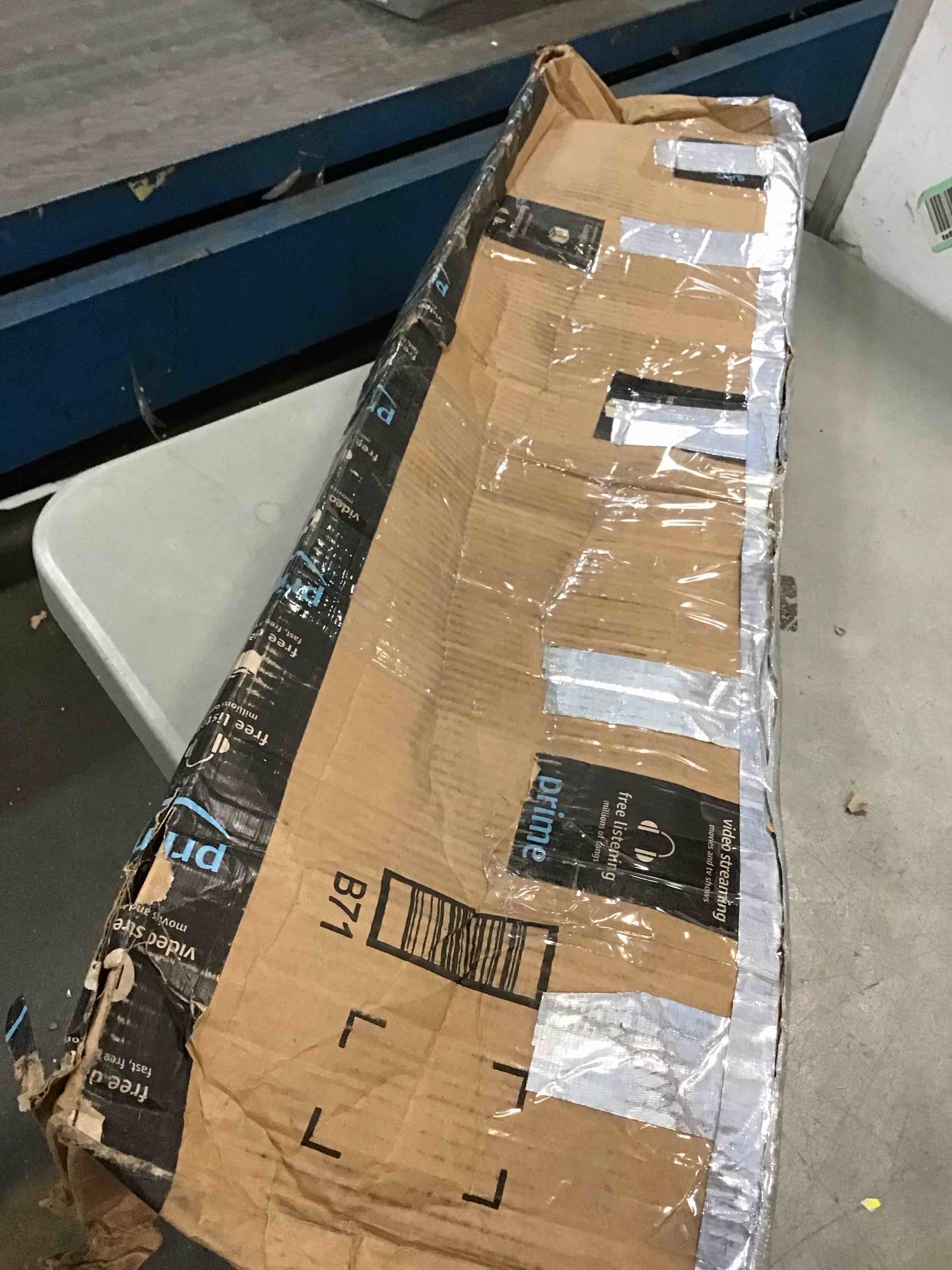 https://s3.amazonaws.com/lotting-images-prod/bidfta/YEL5904624_1710873134837.jpeg