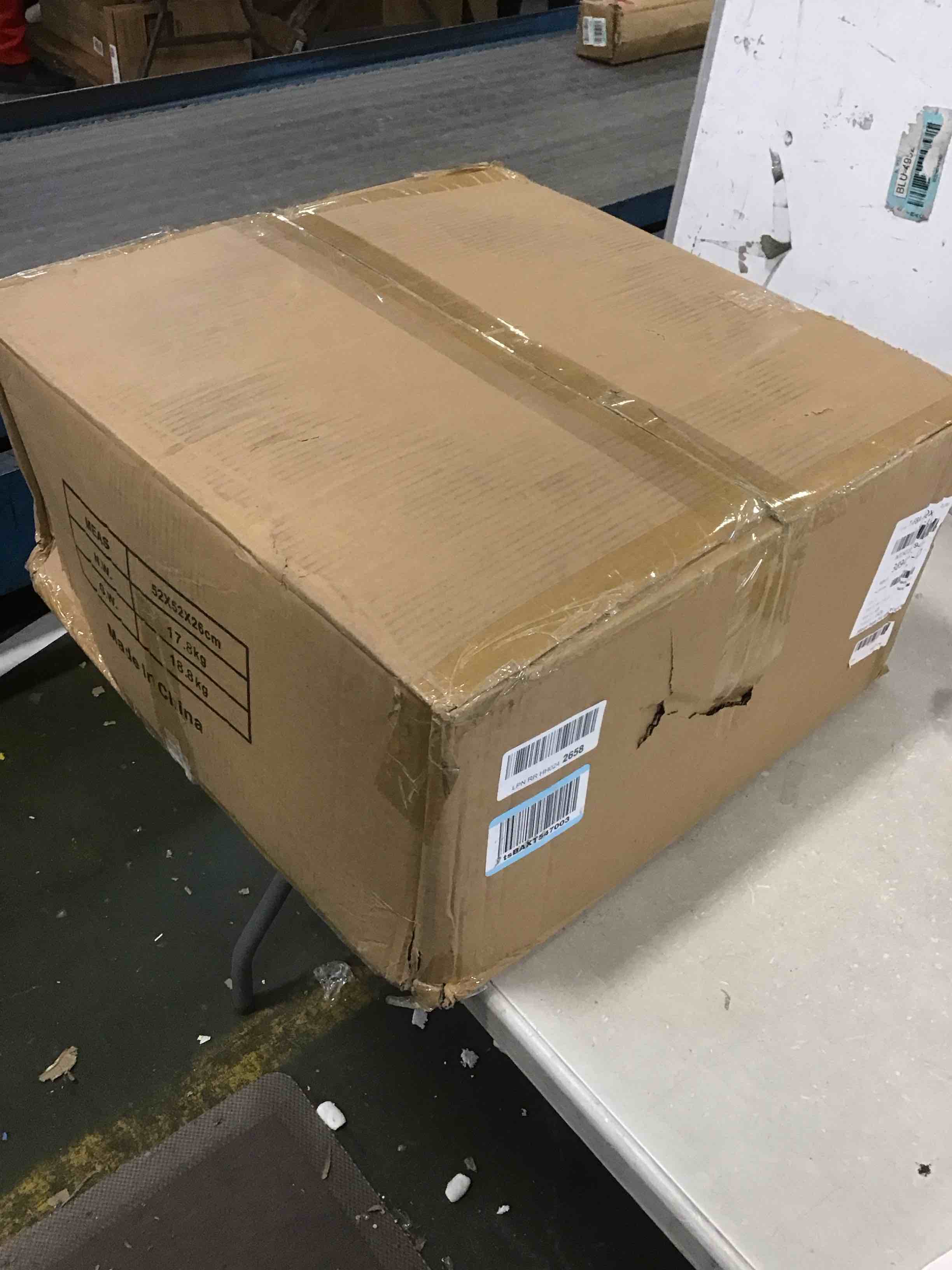 https://s3.amazonaws.com/lotting-images-prod/bidfta/YEL5905913_1711567904882.jpeg