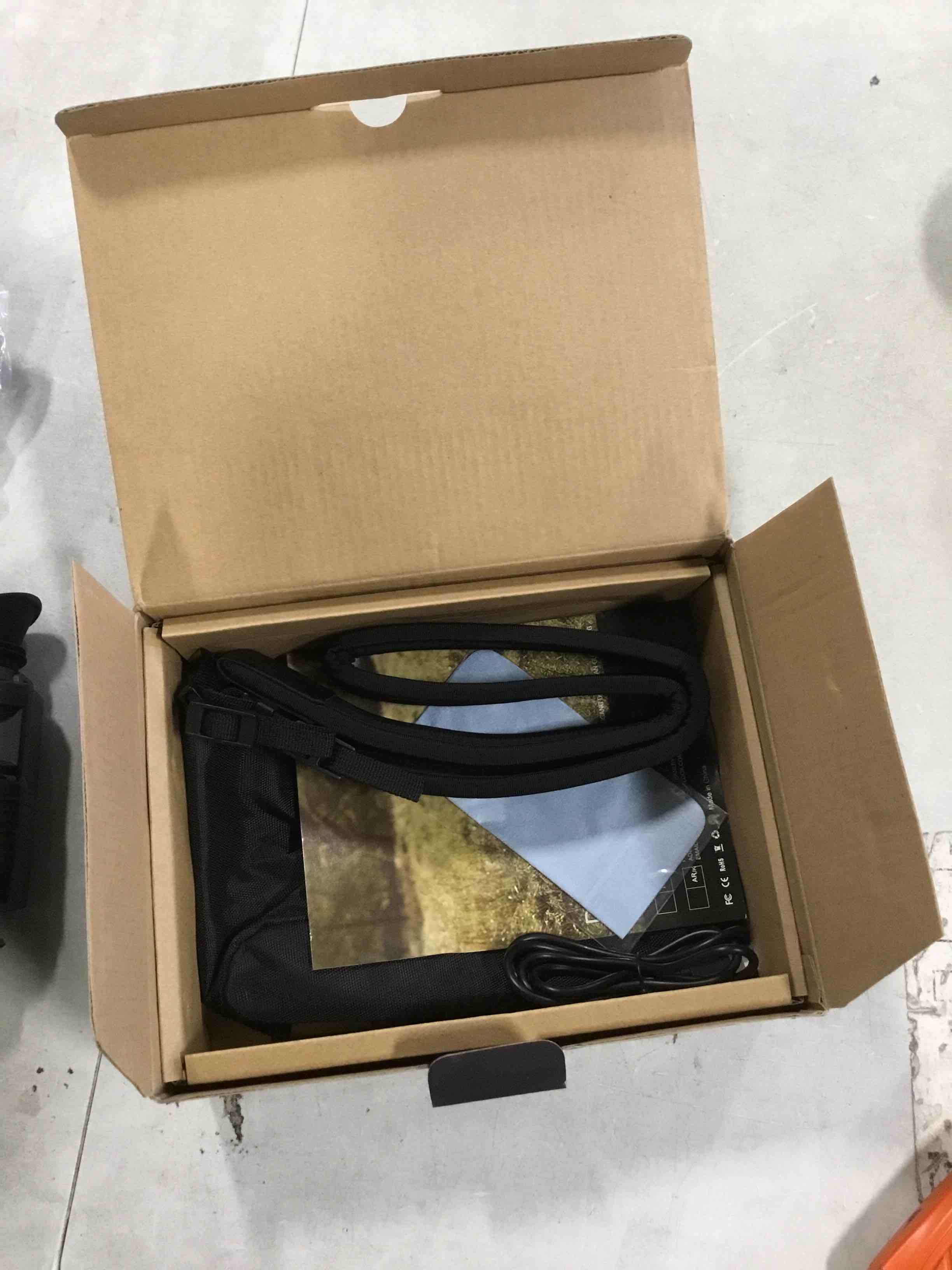 https://s3.amazonaws.com/lotting-images-prod/bidfta/YEL5906779_1712321187638.jpeg