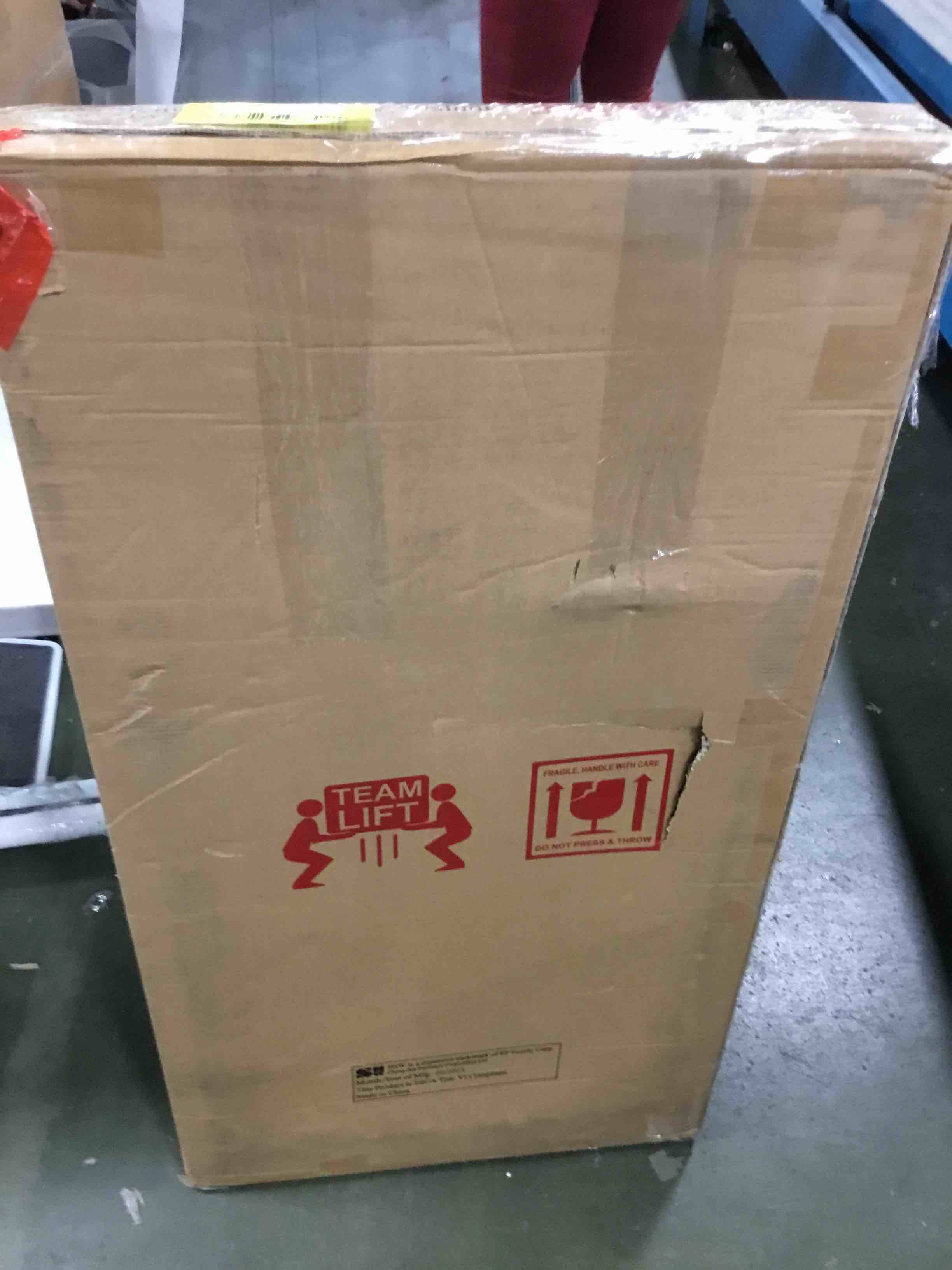 https://s3.amazonaws.com/lotting-images-prod/bidfta/YEL5907813_1711137219354.jpeg