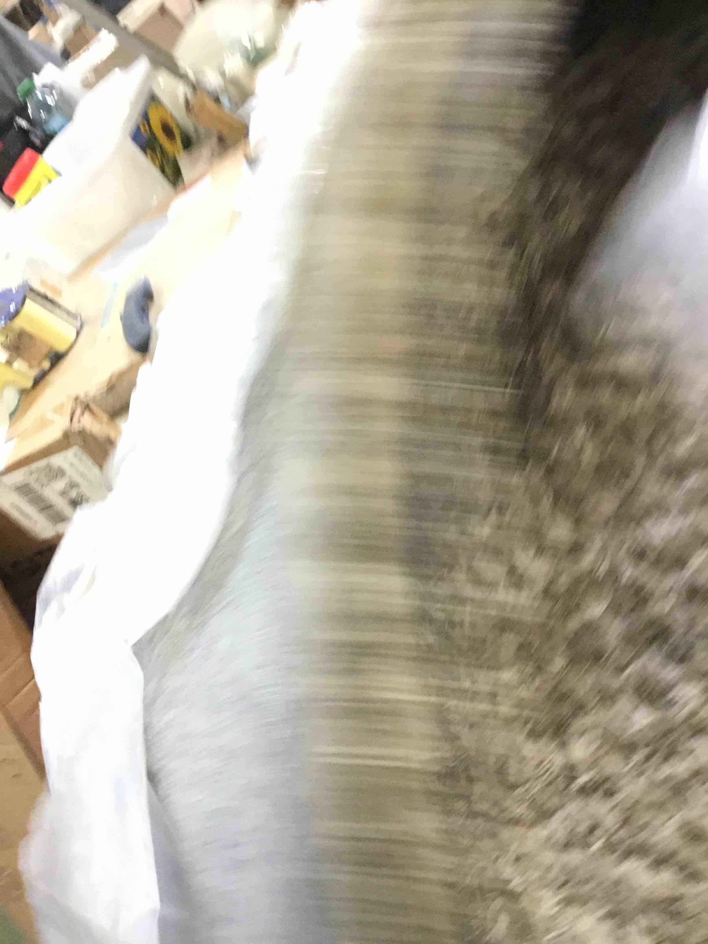https://s3.amazonaws.com/lotting-images-prod/bidfta/YEL5907939_1711384622151.jpeg
