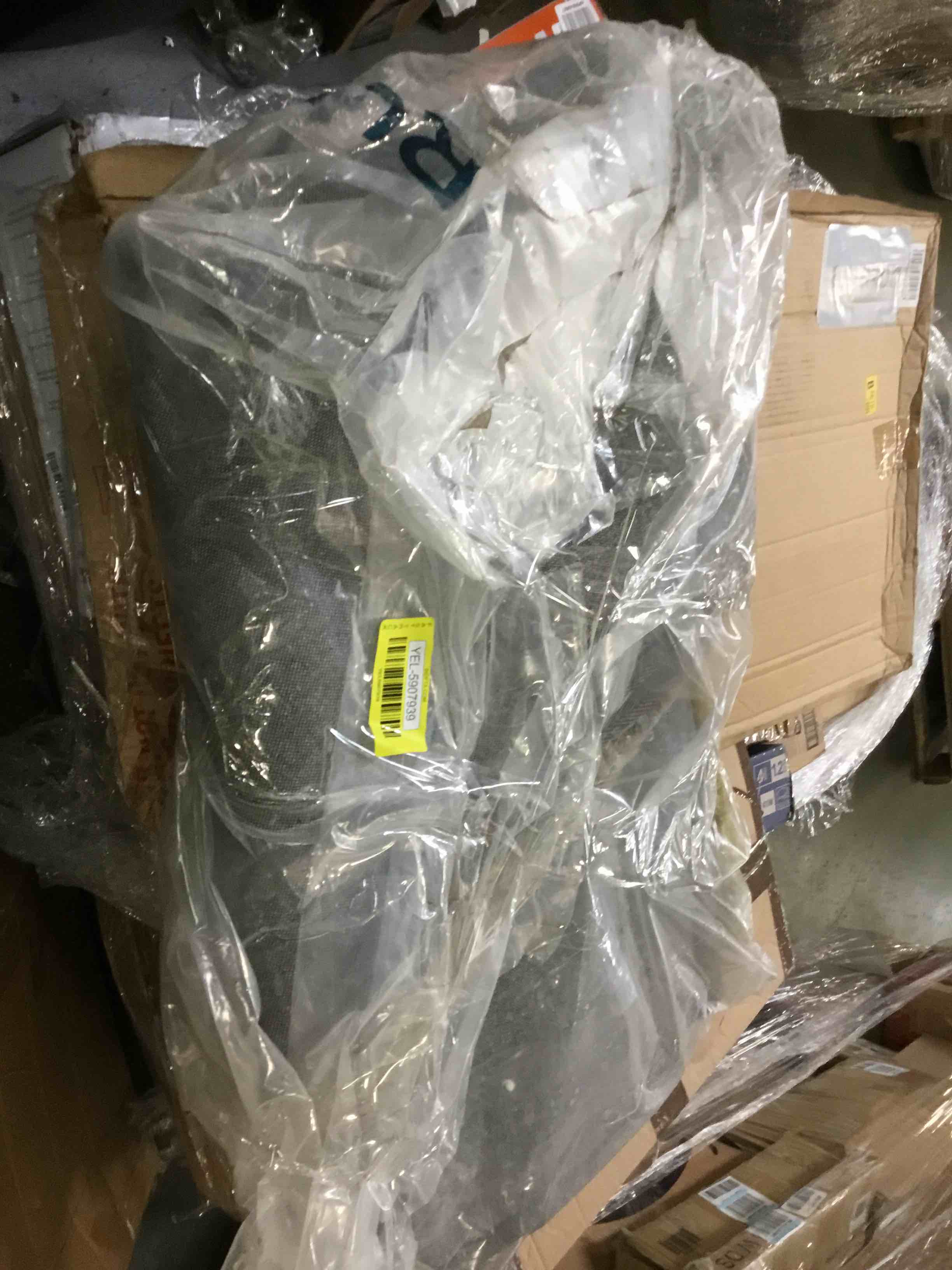https://s3.amazonaws.com/lotting-images-prod/bidfta/YEL5907939_1711384646573.jpeg
