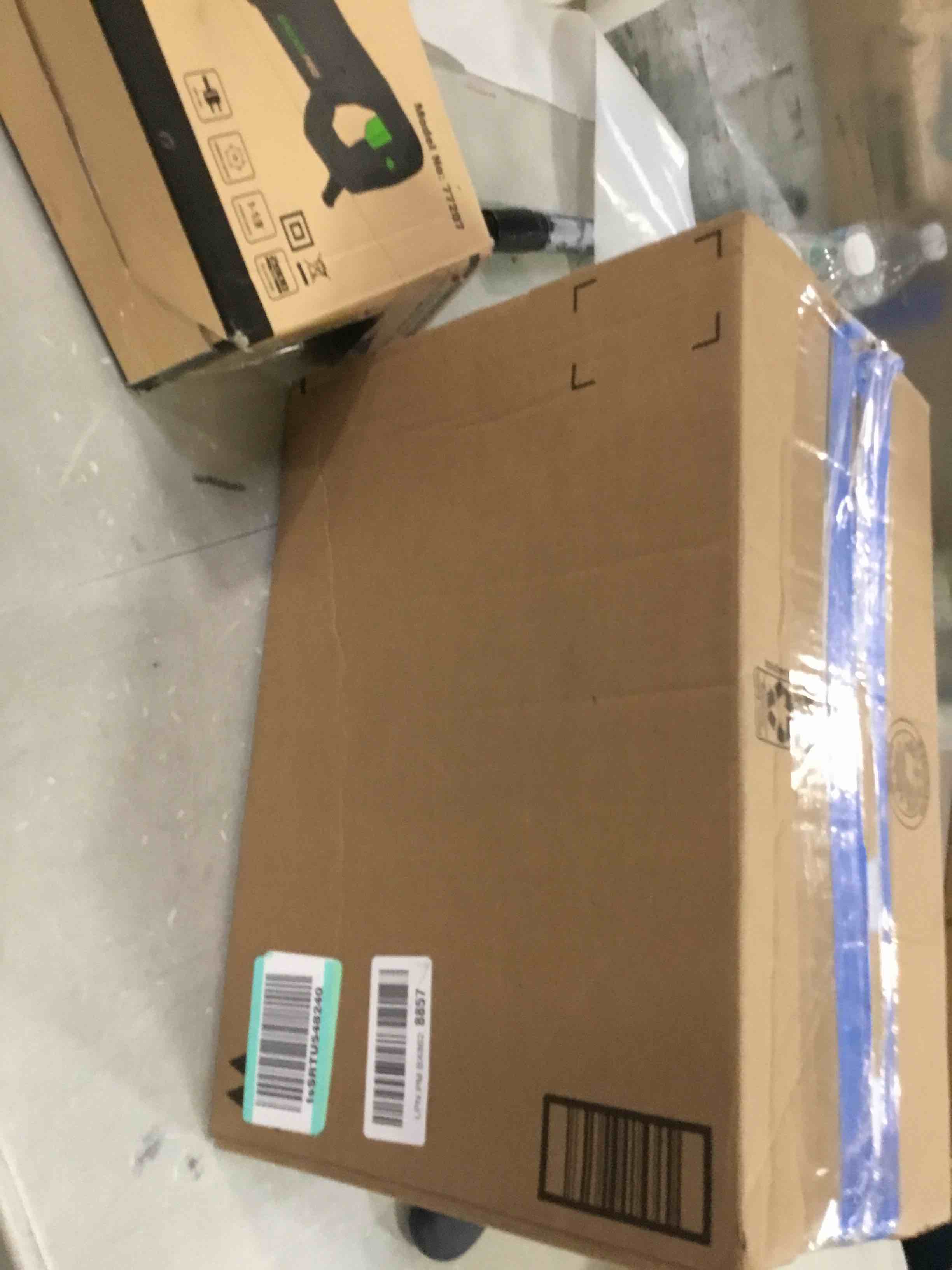 https://s3.amazonaws.com/lotting-images-prod/bidfta/YEL5908182_1711482669727.jpeg