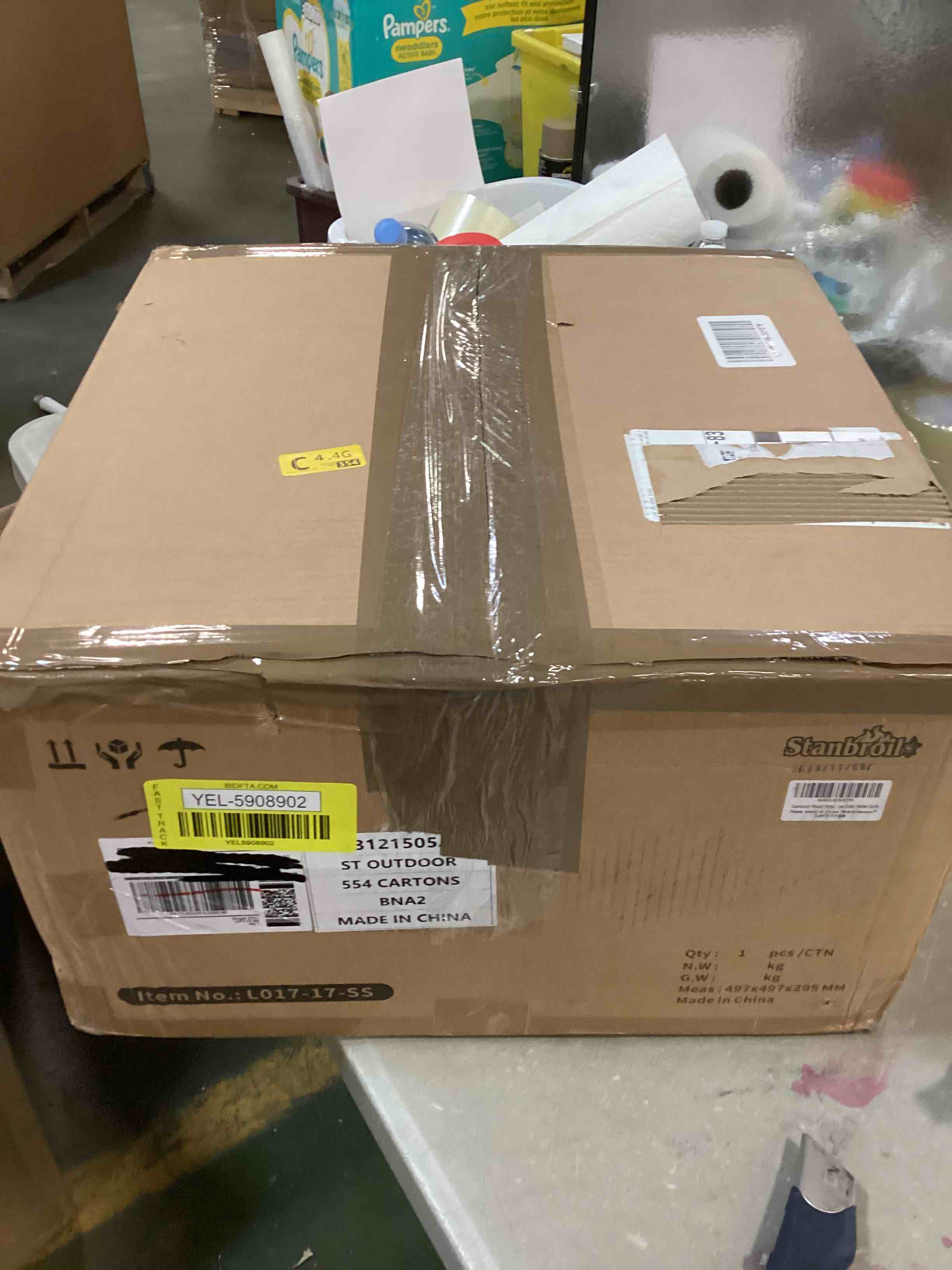 https://s3.amazonaws.com/lotting-images-prod/bidfta/YEL5908902_1711984418799.jpeg