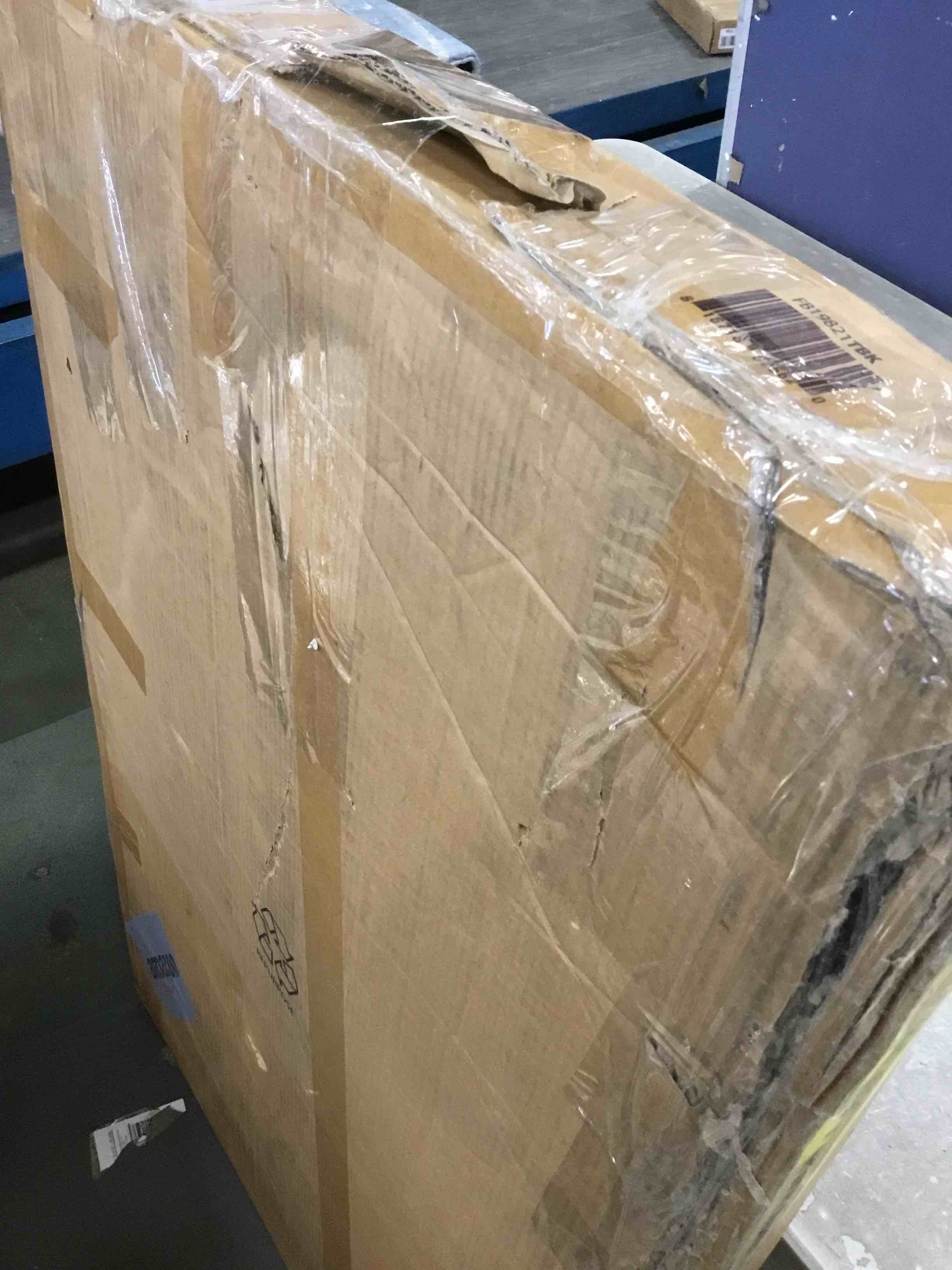 https://s3.amazonaws.com/lotting-images-prod/bidfta/YEL5909055_1710859359412.jpeg