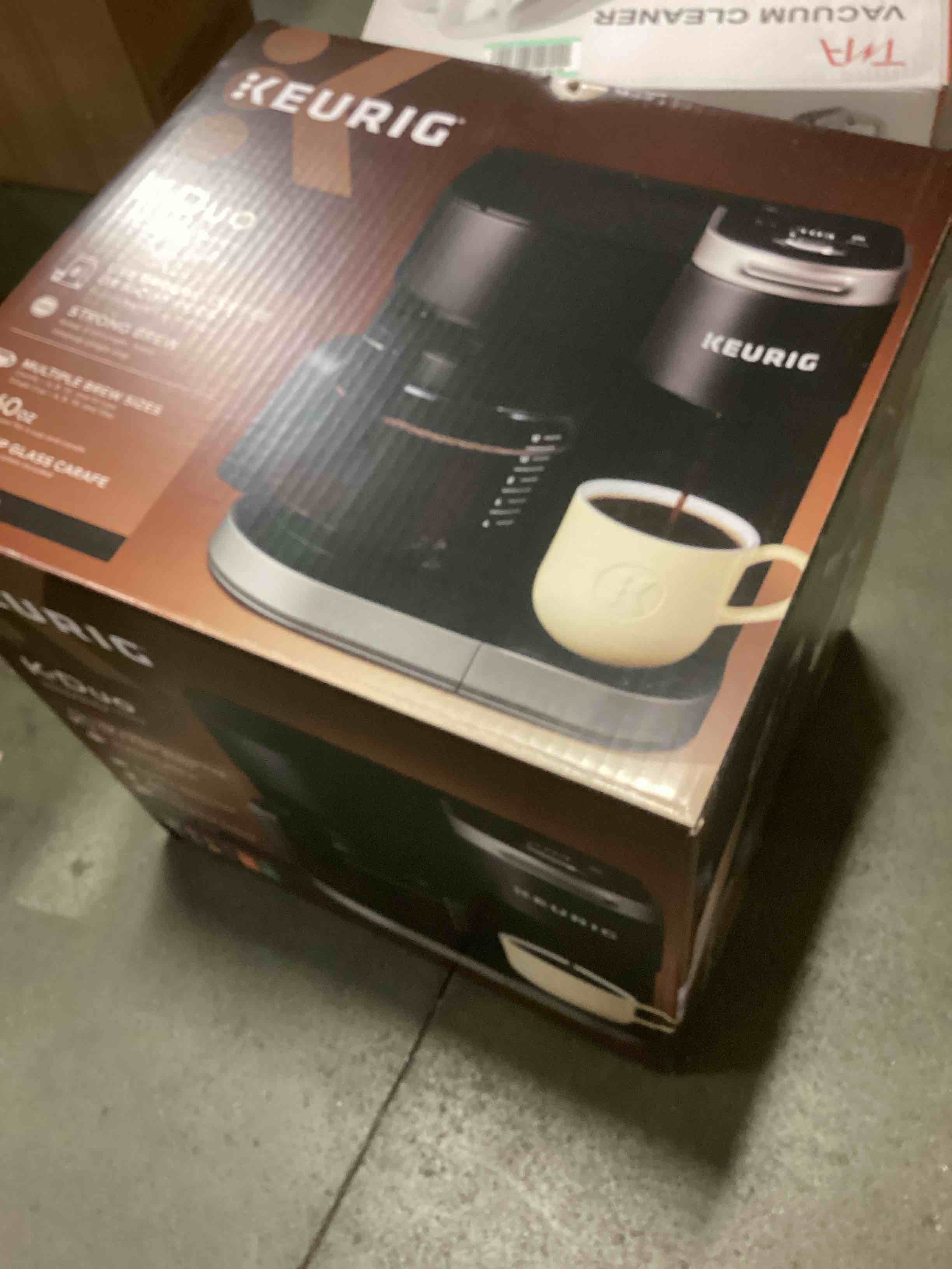 https://s3.amazonaws.com/lotting-images-prod/bidfta/YEL5909901_1711455765716.jpeg