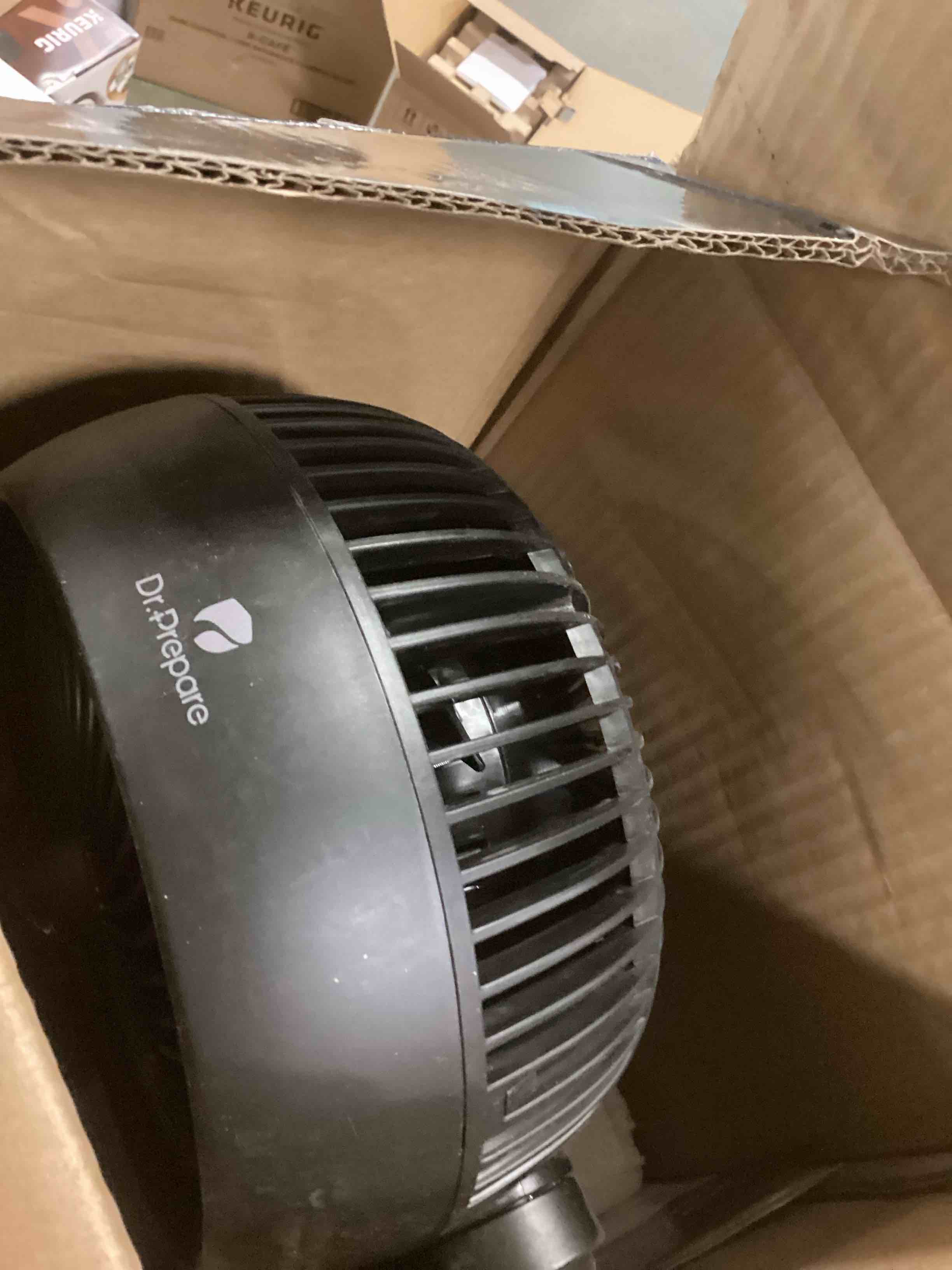https://s3.amazonaws.com/lotting-images-prod/bidfta/YEL5909902_1711456182195.jpeg