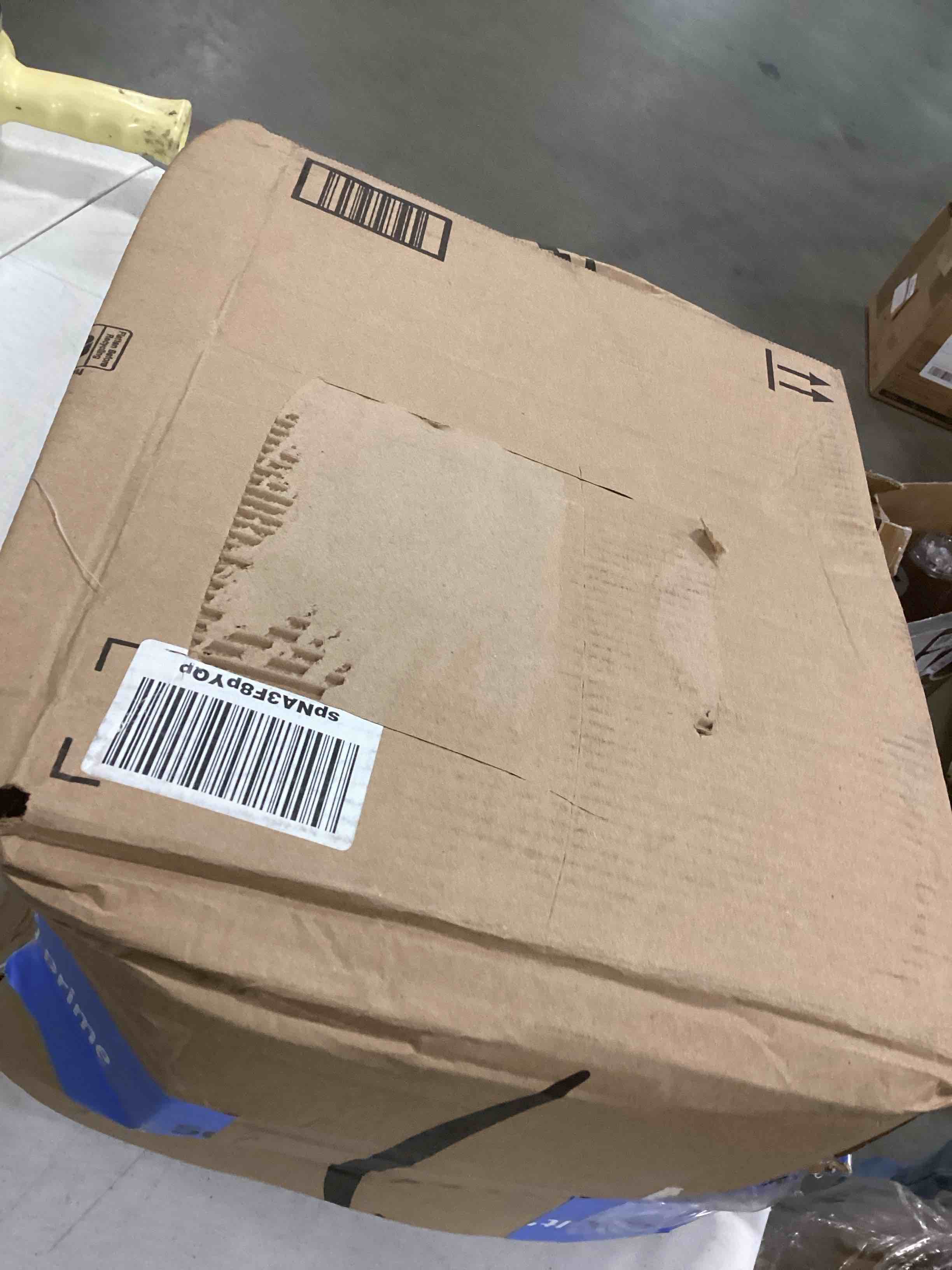 https://s3.amazonaws.com/lotting-images-prod/bidfta/YEL5909913_1711457292368.jpeg