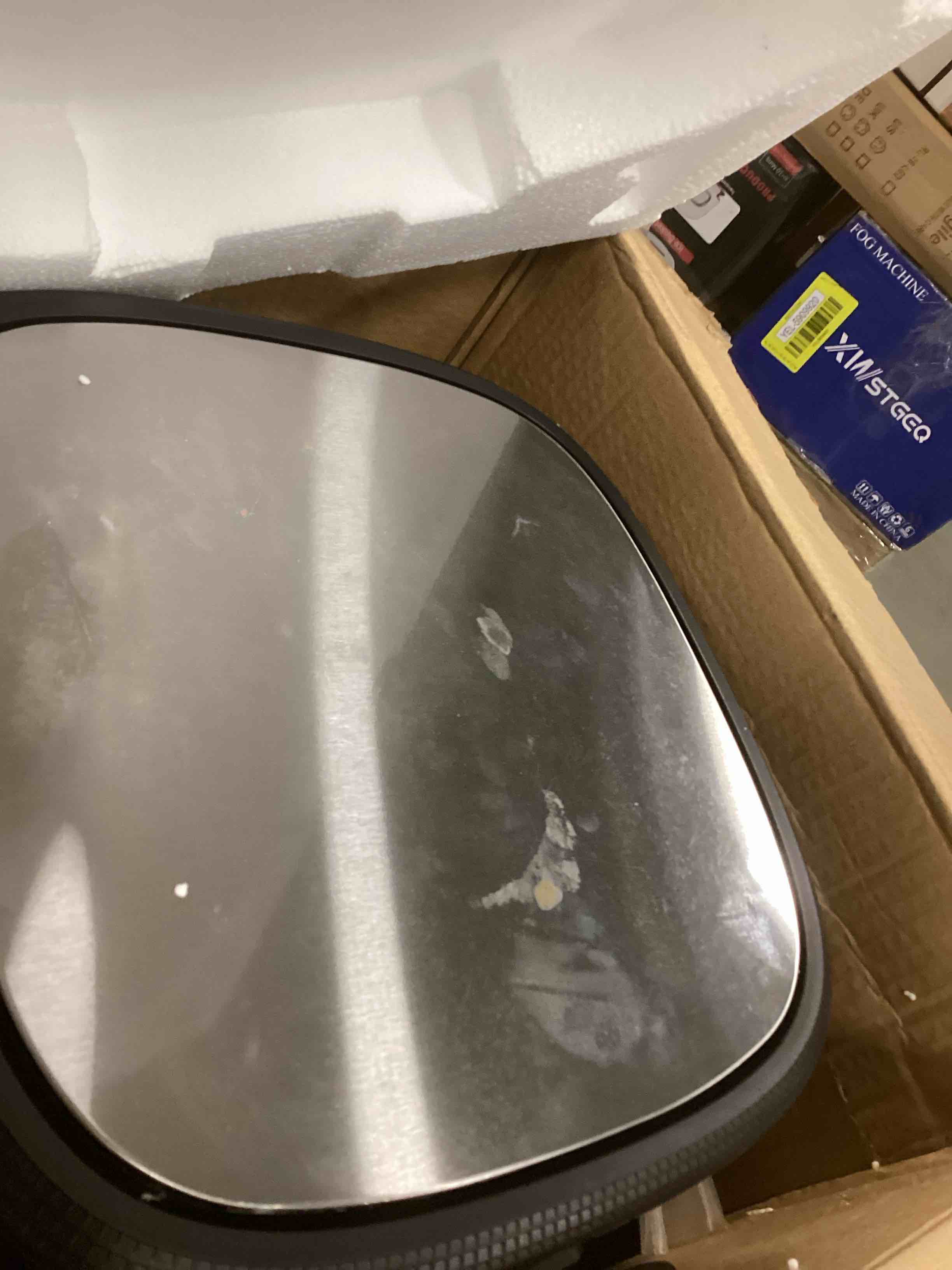 https://s3.amazonaws.com/lotting-images-prod/bidfta/YEL5909948_1711461349862.jpeg