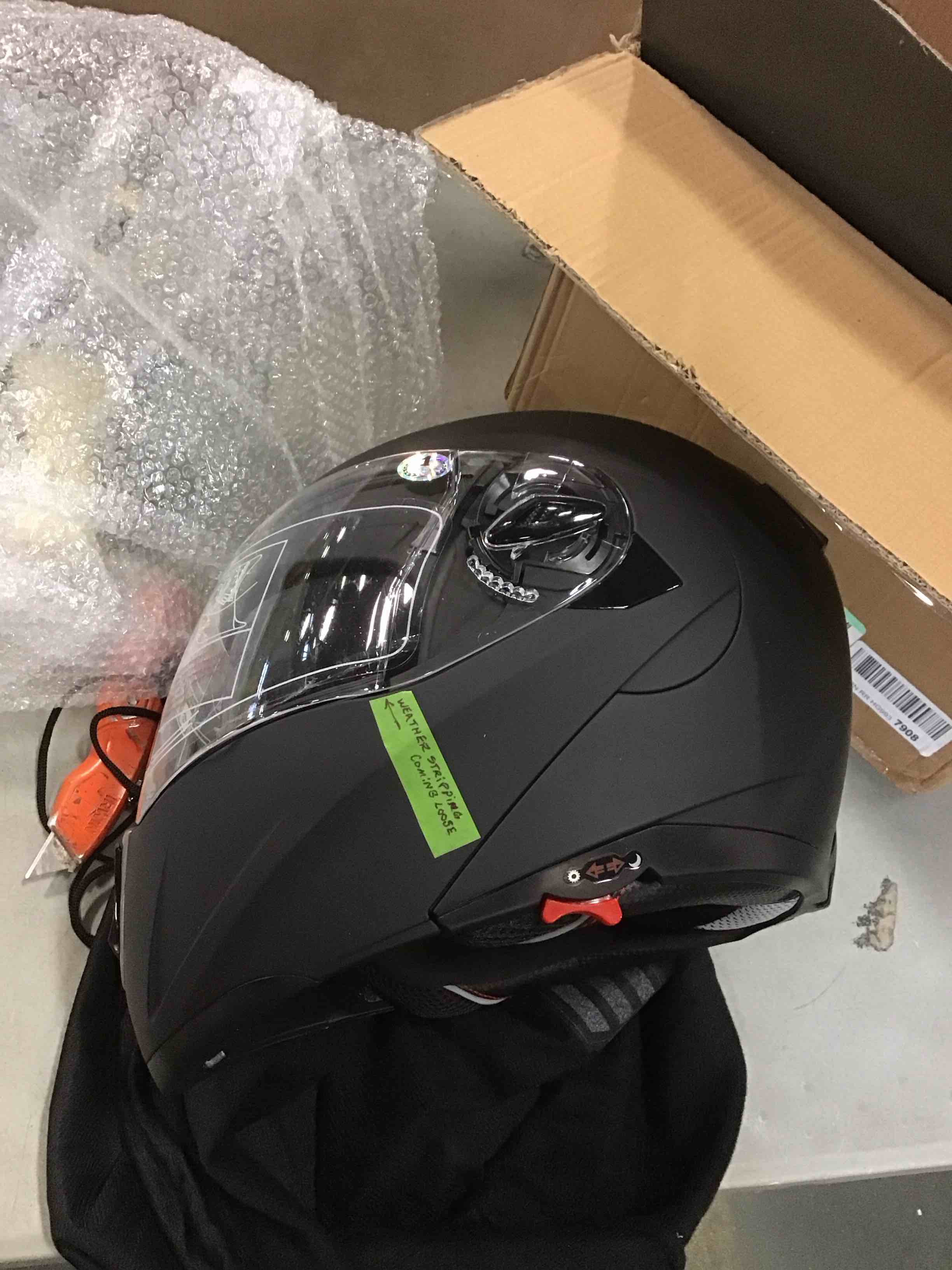 https://s3.amazonaws.com/lotting-images-prod/bidfta/YEL5910947_1711113980497.jpeg