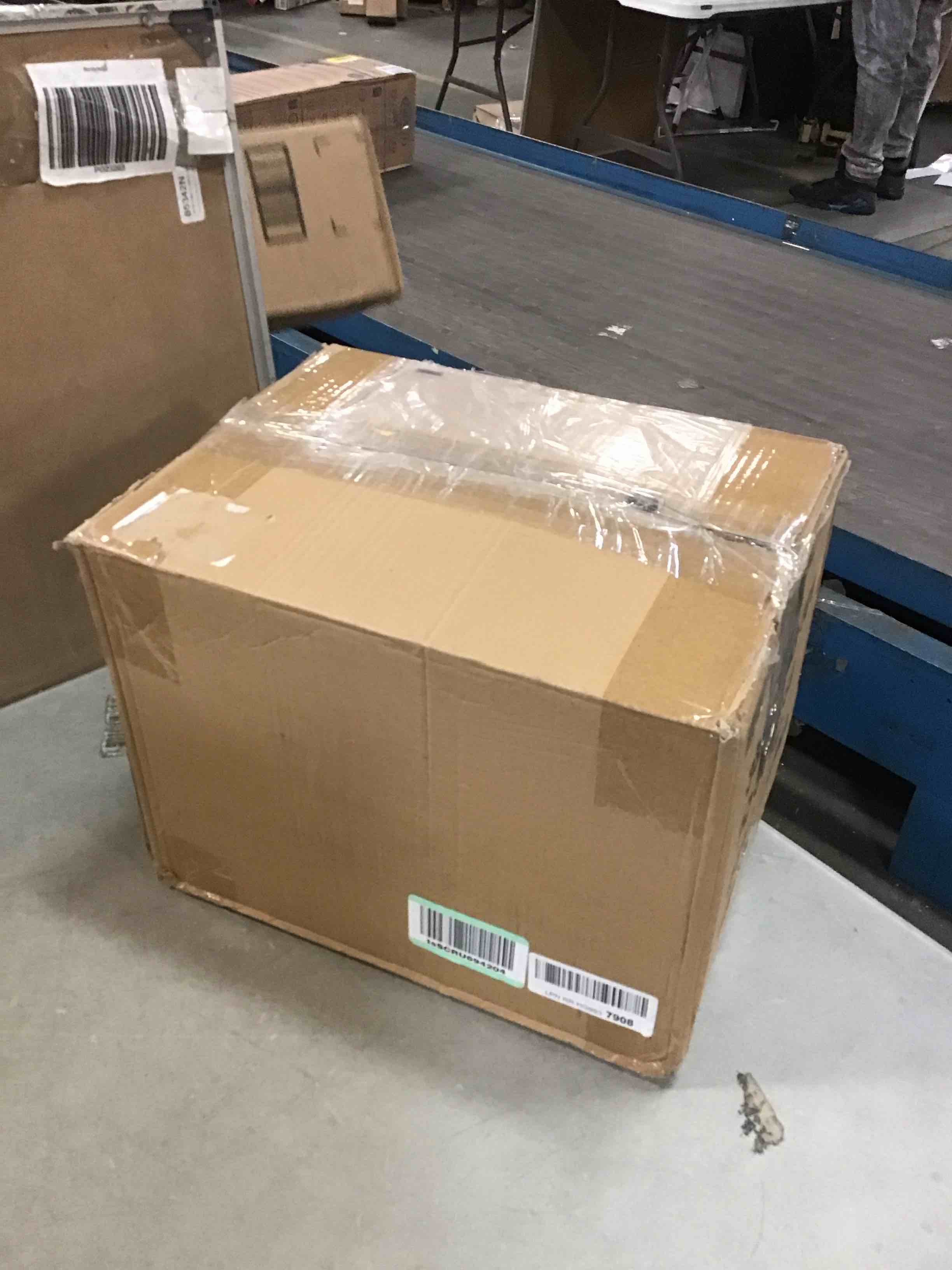 https://s3.amazonaws.com/lotting-images-prod/bidfta/YEL5910947_1711114039295.jpeg