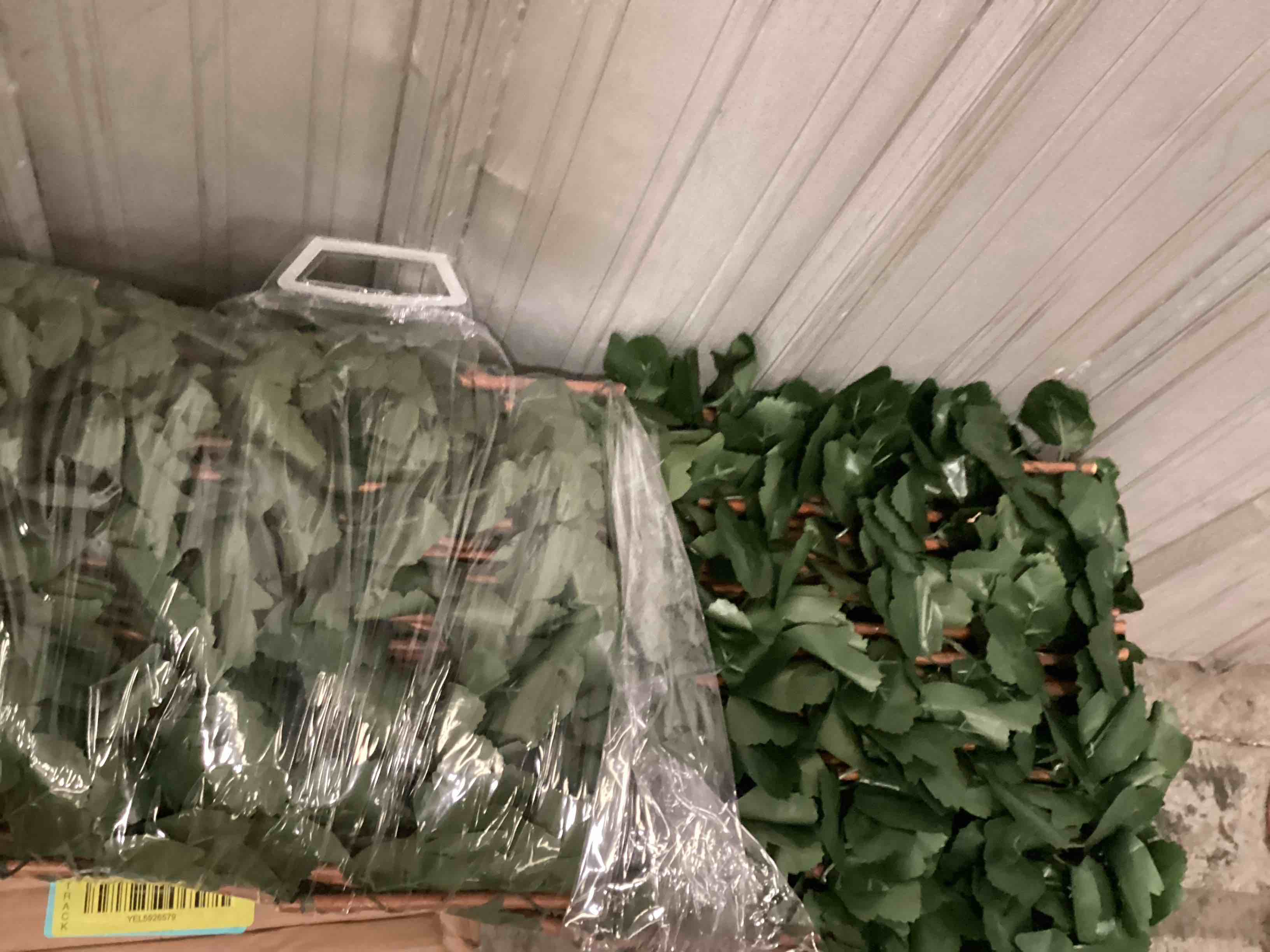 3rd Street Inn™ Leaf Trellis - Bamboo Greenery Panel - Boxwood and Ivy Privacy Fence Substitute - DIY Flexible Fencing (1, Pink Flower Sakura)