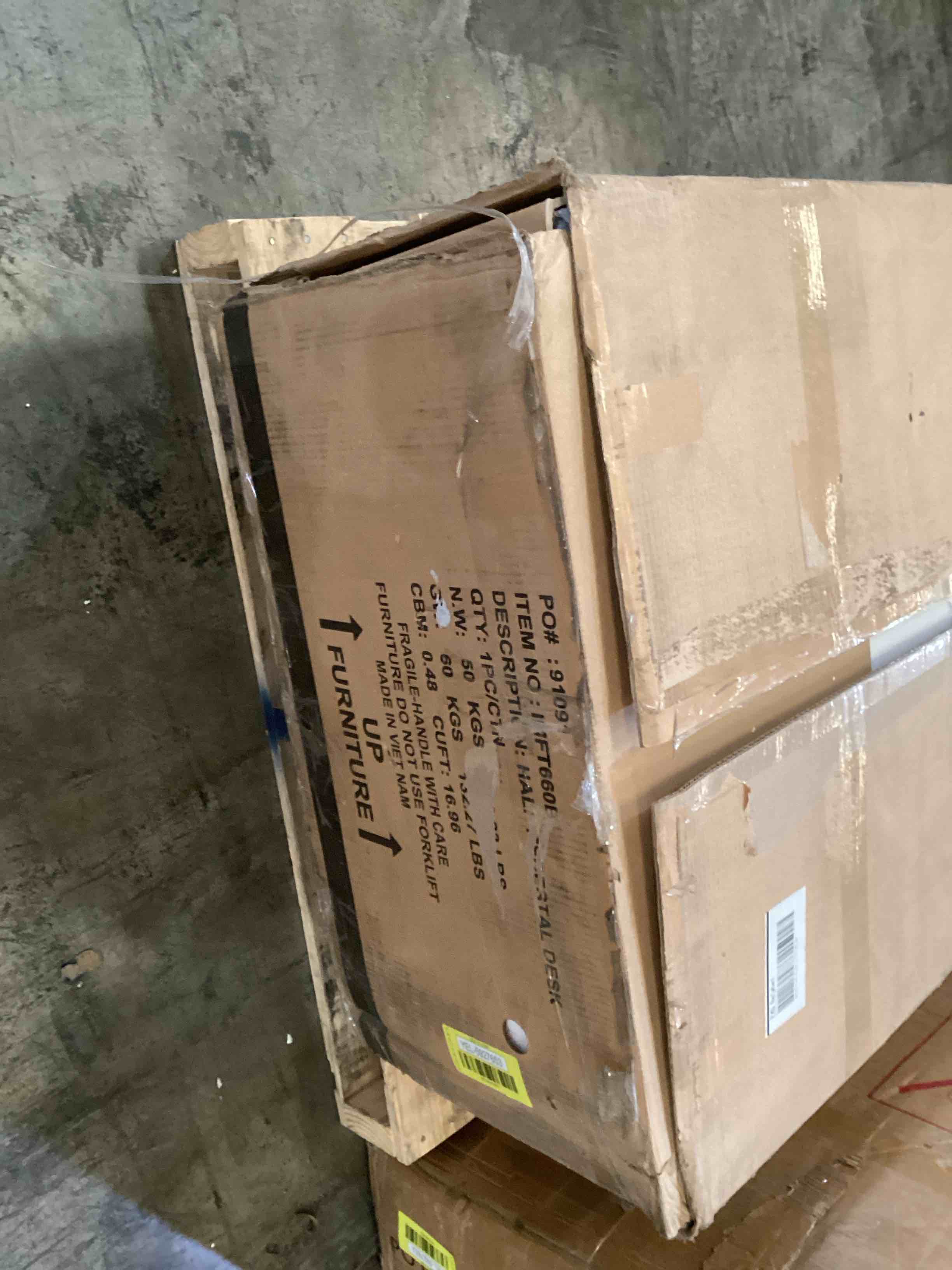 https://s3.amazonaws.com/lotting-images-prod/bidfta/YEL5927653_1725896430991.jpeg