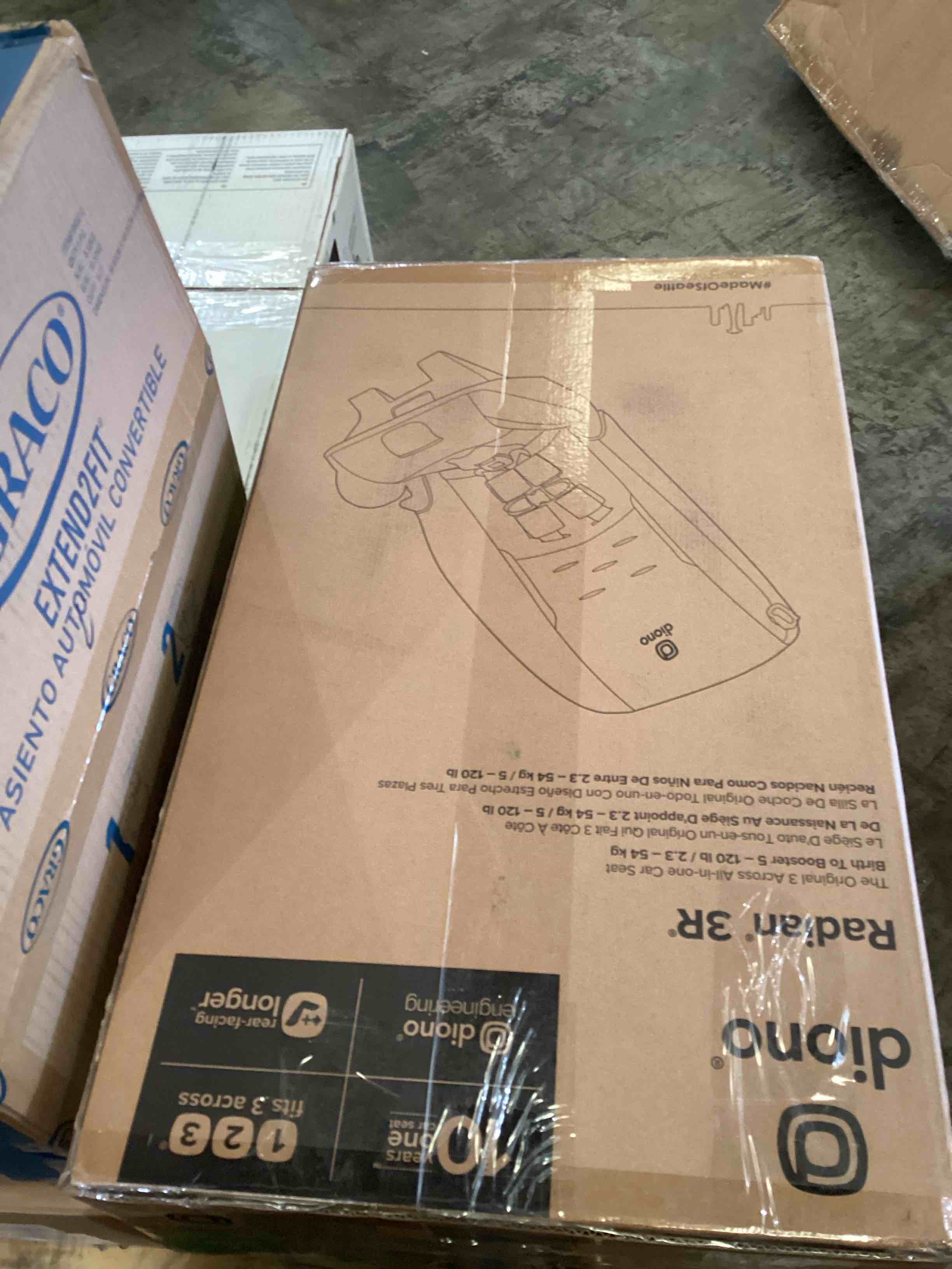 https://s3.amazonaws.com/lotting-images-prod/bidfta/YEL5927879_1726160592283.jpeg