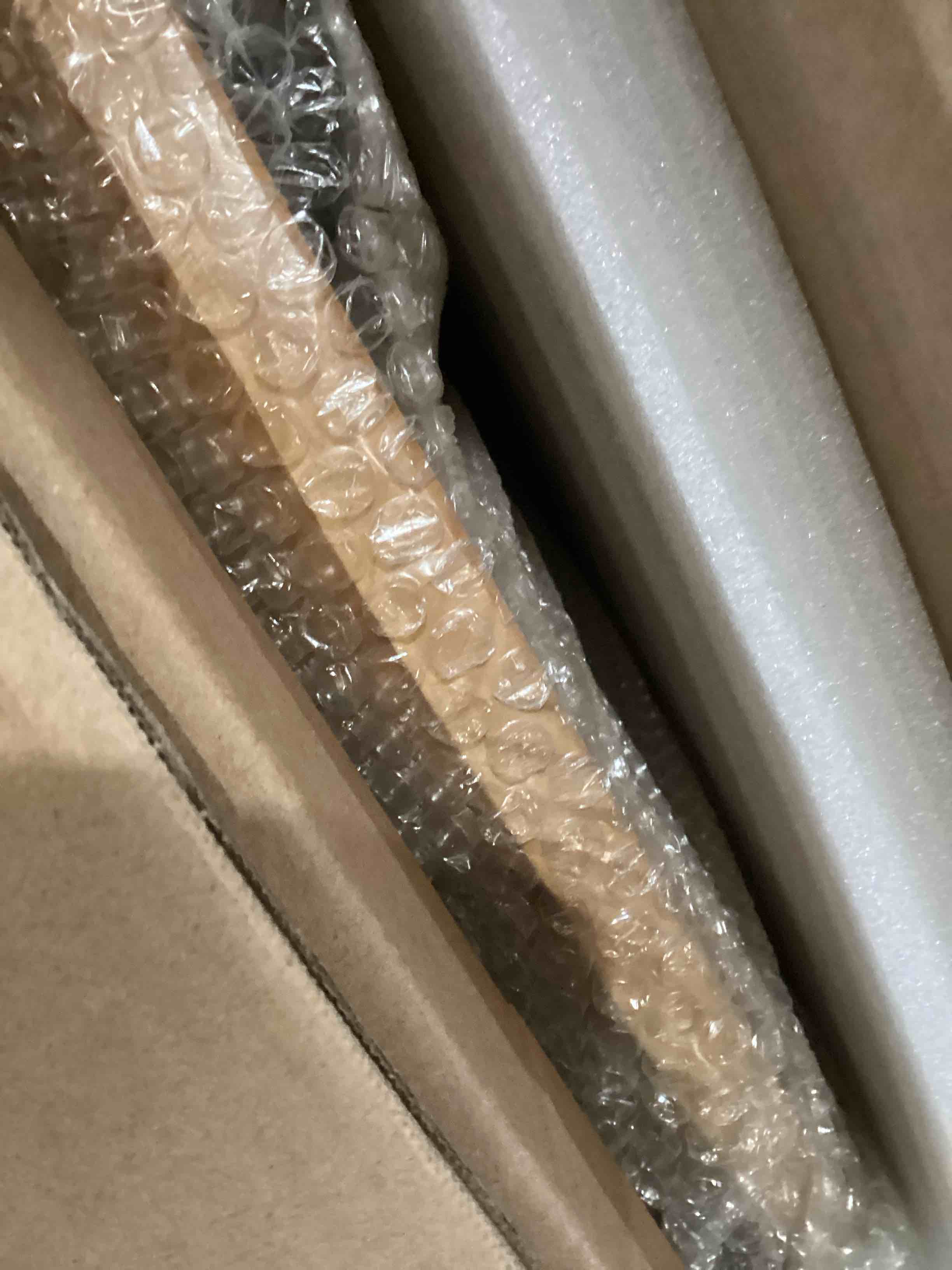 https://s3.amazonaws.com/lotting-images-prod/bidfta/YEL5928396_1727276448184.jpeg