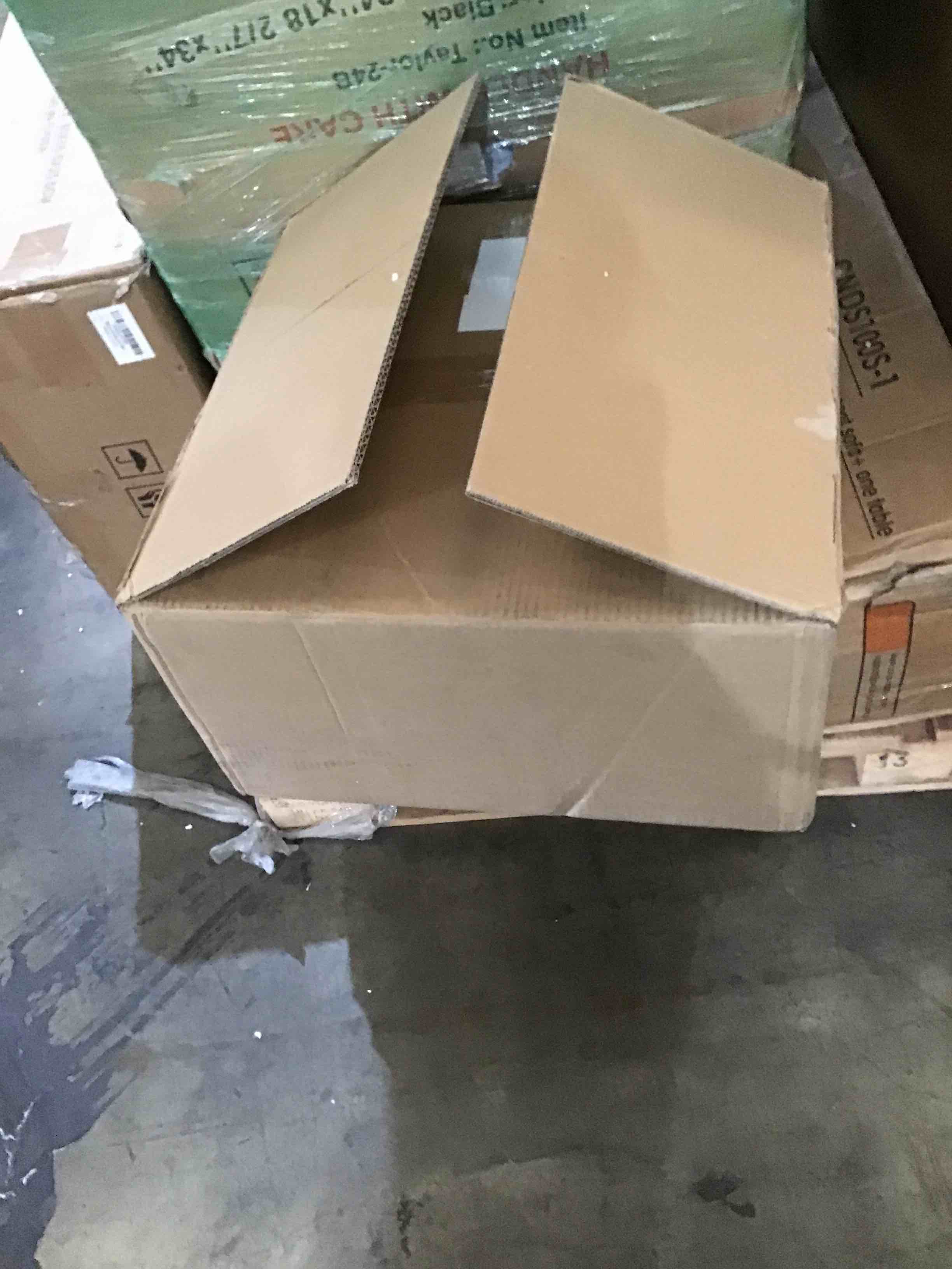 https://s3.amazonaws.com/lotting-images-prod/bidfta/YEL5928983_1721753772774.jpeg