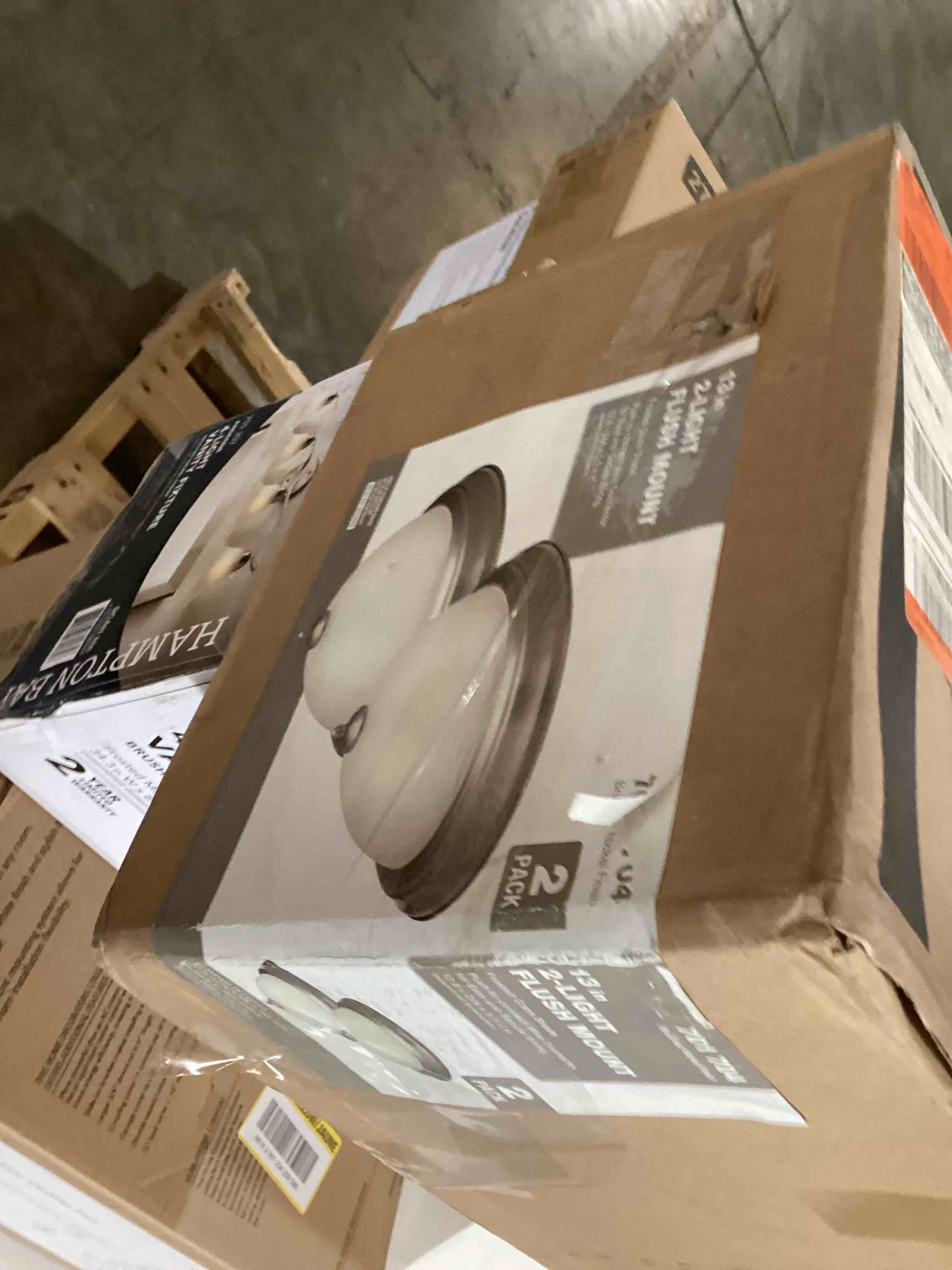 https://s3.amazonaws.com/lotting-images-prod/bidfta/YEL5934698_1710183777657.jpeg