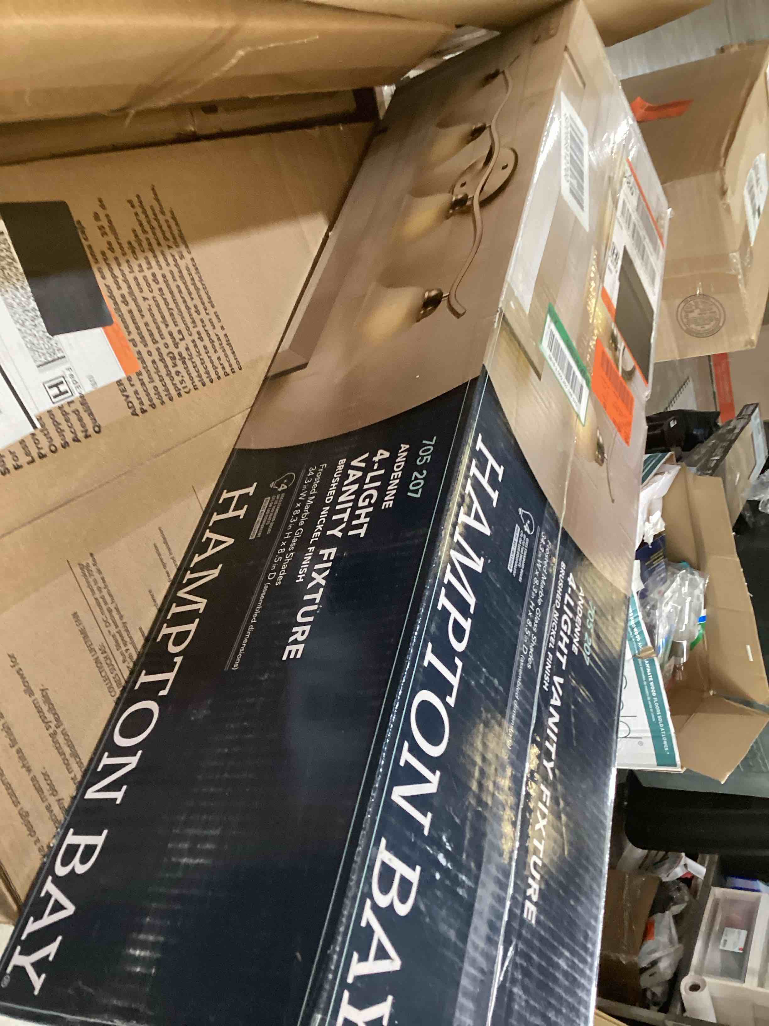 https://s3.amazonaws.com/lotting-images-prod/bidfta/YEL5934699_1710183814481.jpeg