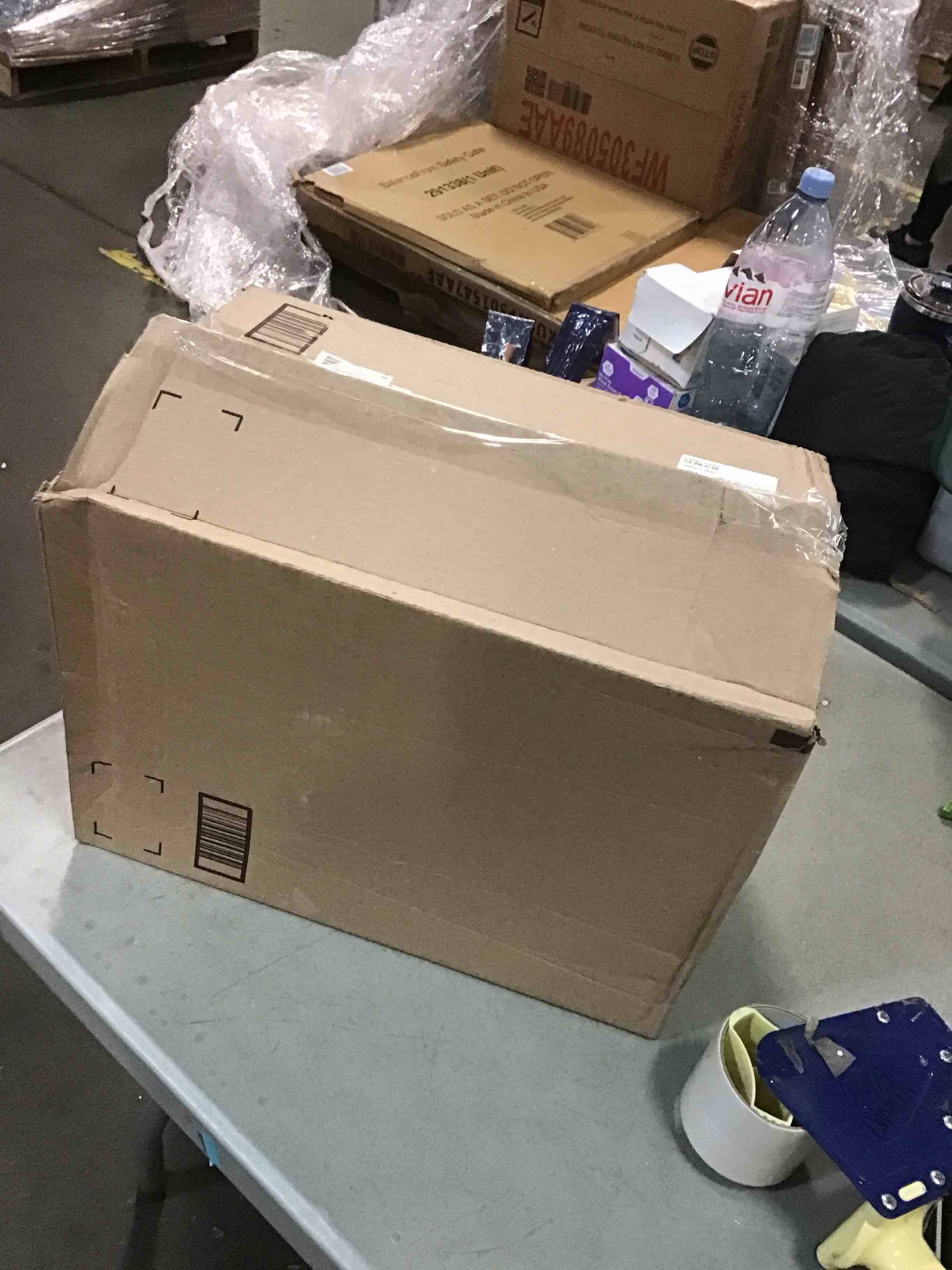 https://s3.amazonaws.com/lotting-images-prod/bidfta/YEL5936392_1709469909066.jpeg