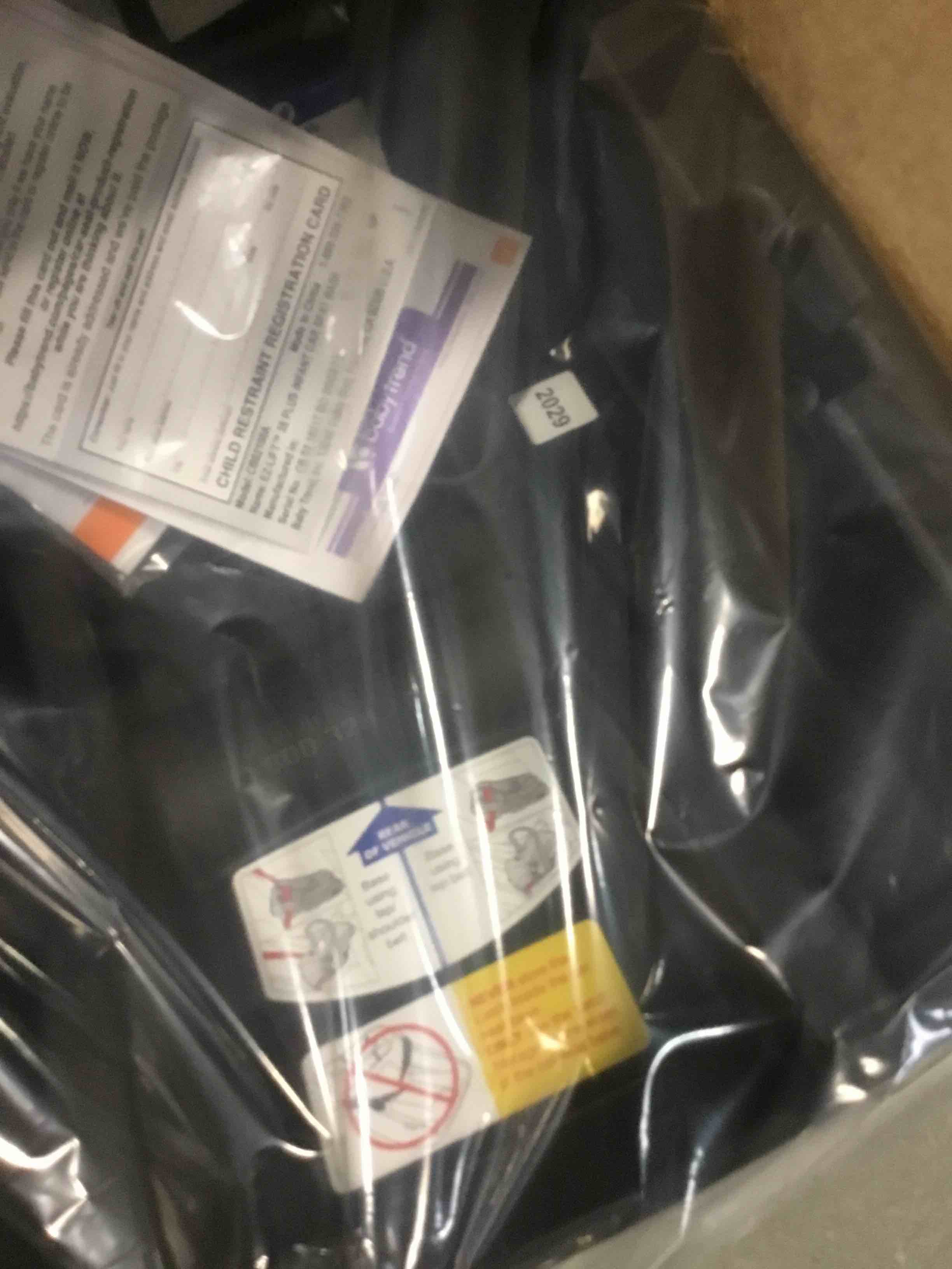 https://s3.amazonaws.com/lotting-images-prod/bidfta/YEL5936972_1709660047717.jpeg