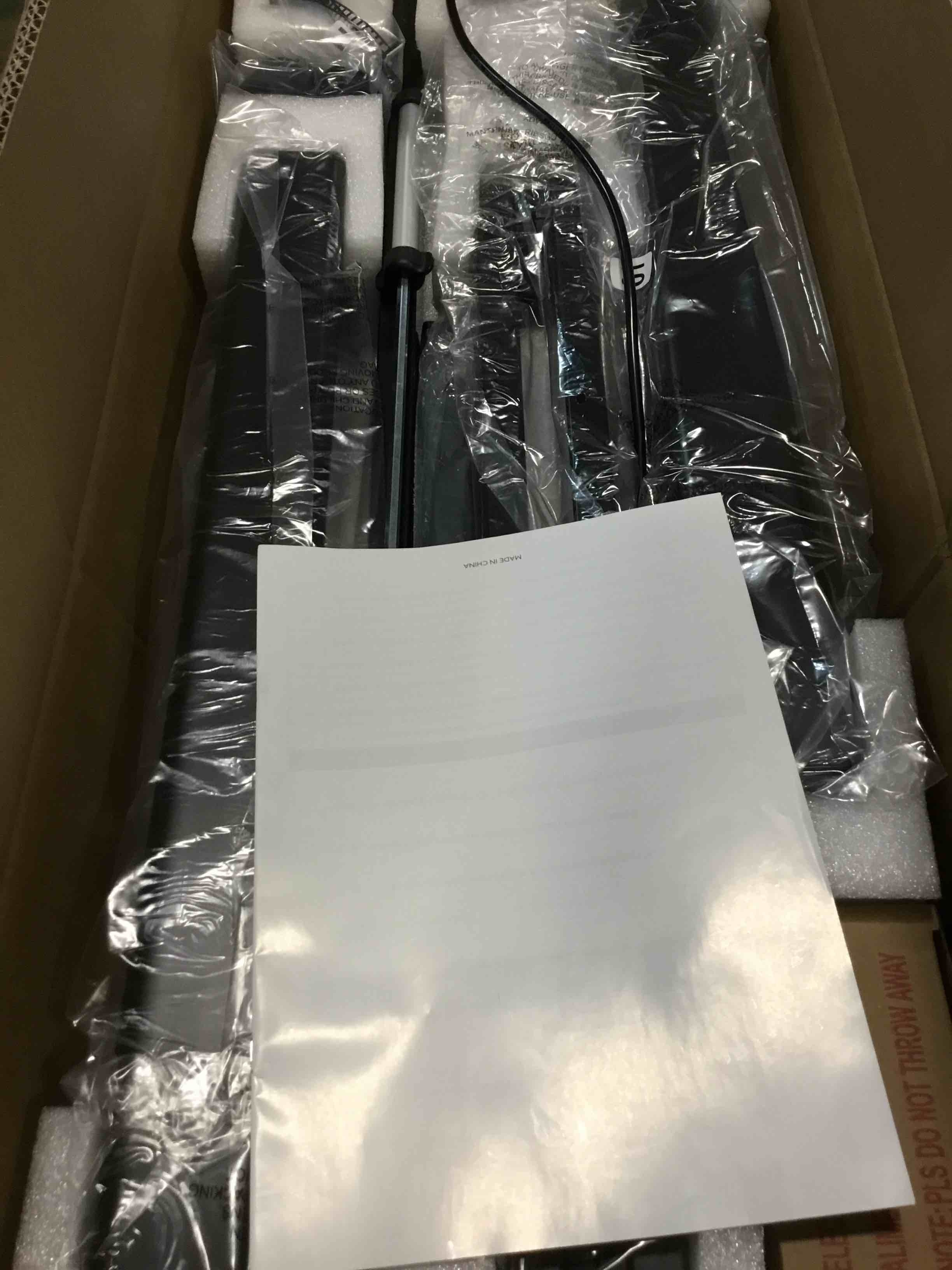 https://s3.amazonaws.com/lotting-images-prod/bidfta/YEL5937218_1709750444833.jpeg