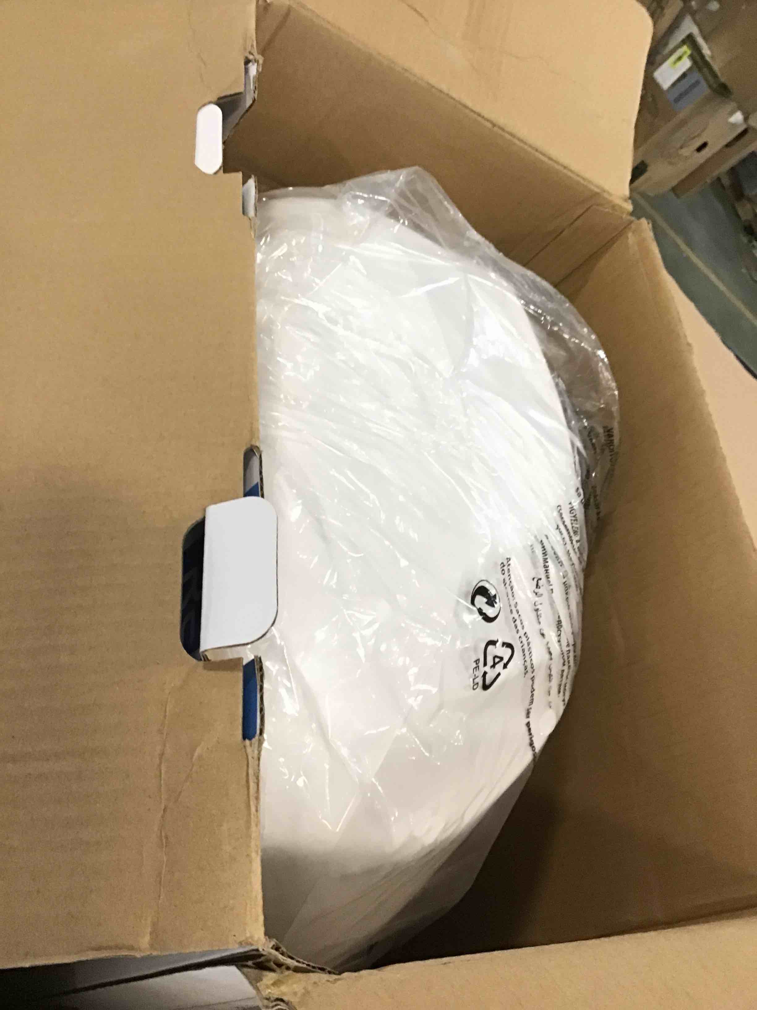 https://s3.amazonaws.com/lotting-images-prod/bidfta/YEL5937493_1709215829930.jpeg