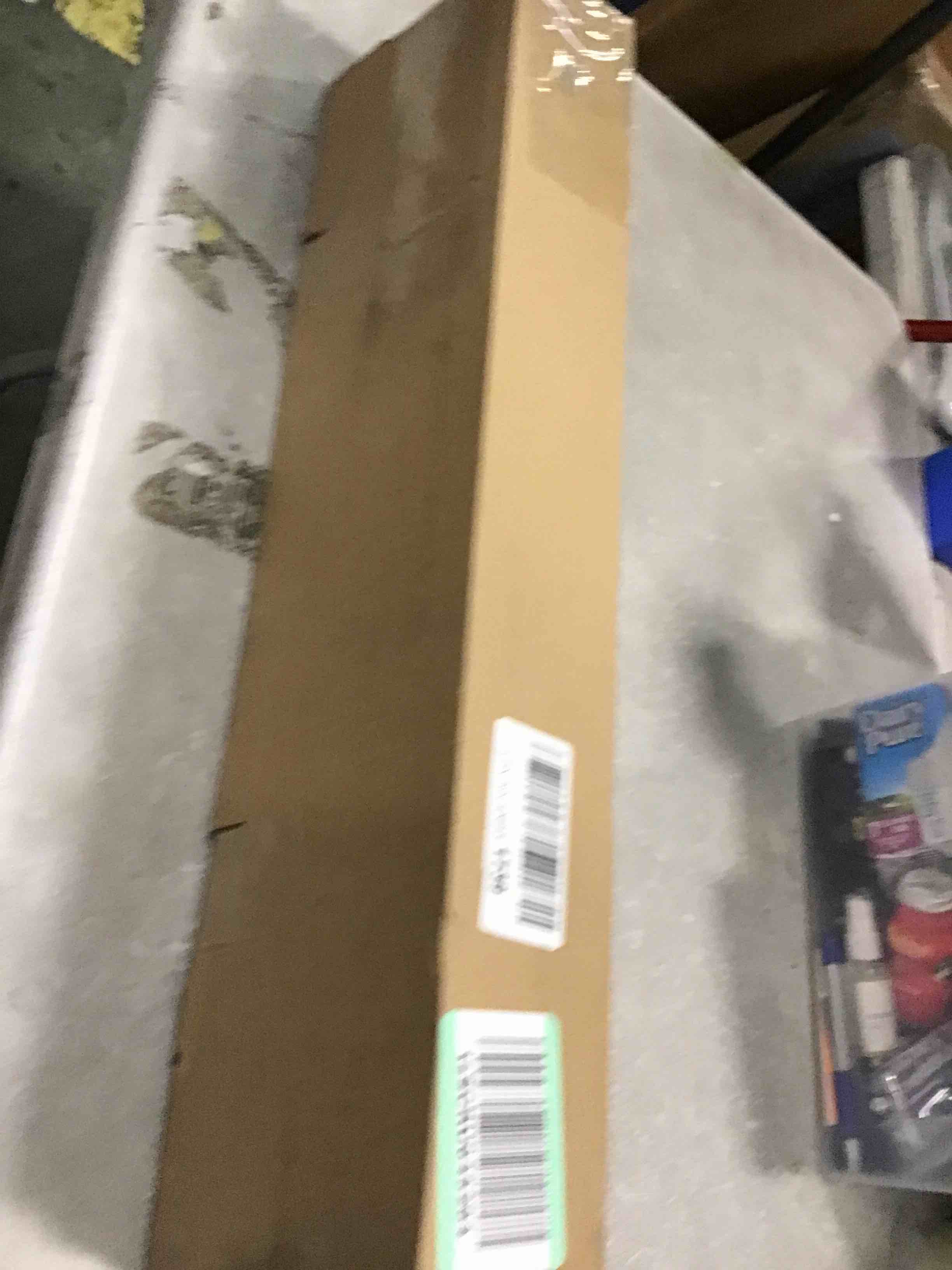 https://s3.amazonaws.com/lotting-images-prod/bidfta/YEL5937995_1709302993589.jpeg