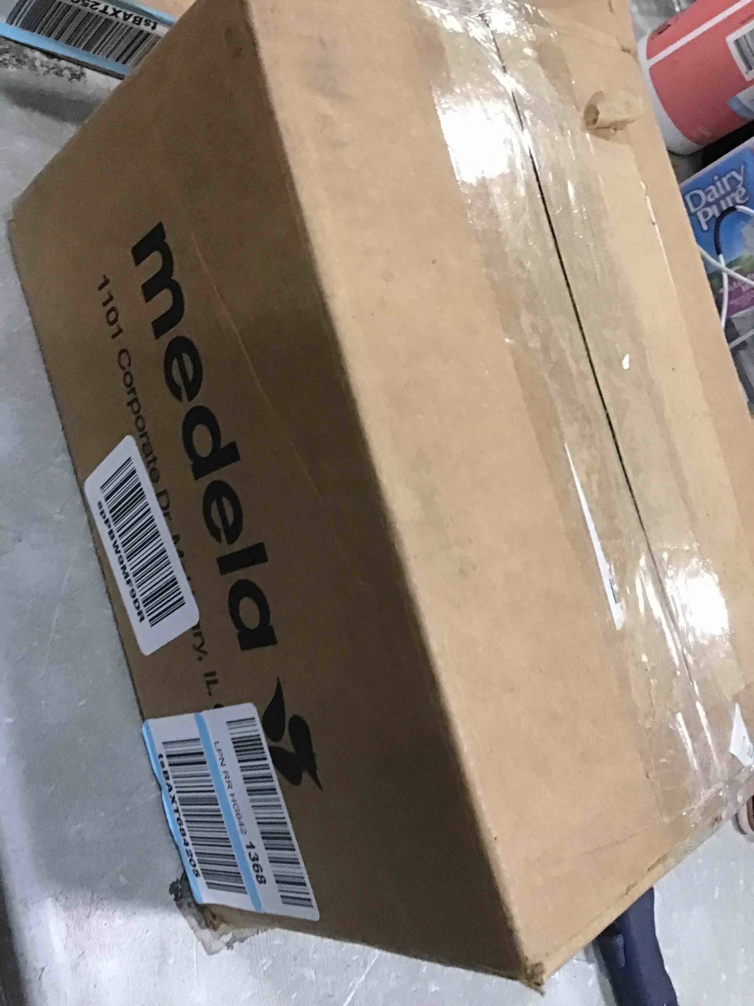 https://s3.amazonaws.com/lotting-images-prod/bidfta/YEL5938666_1709405473175.jpeg