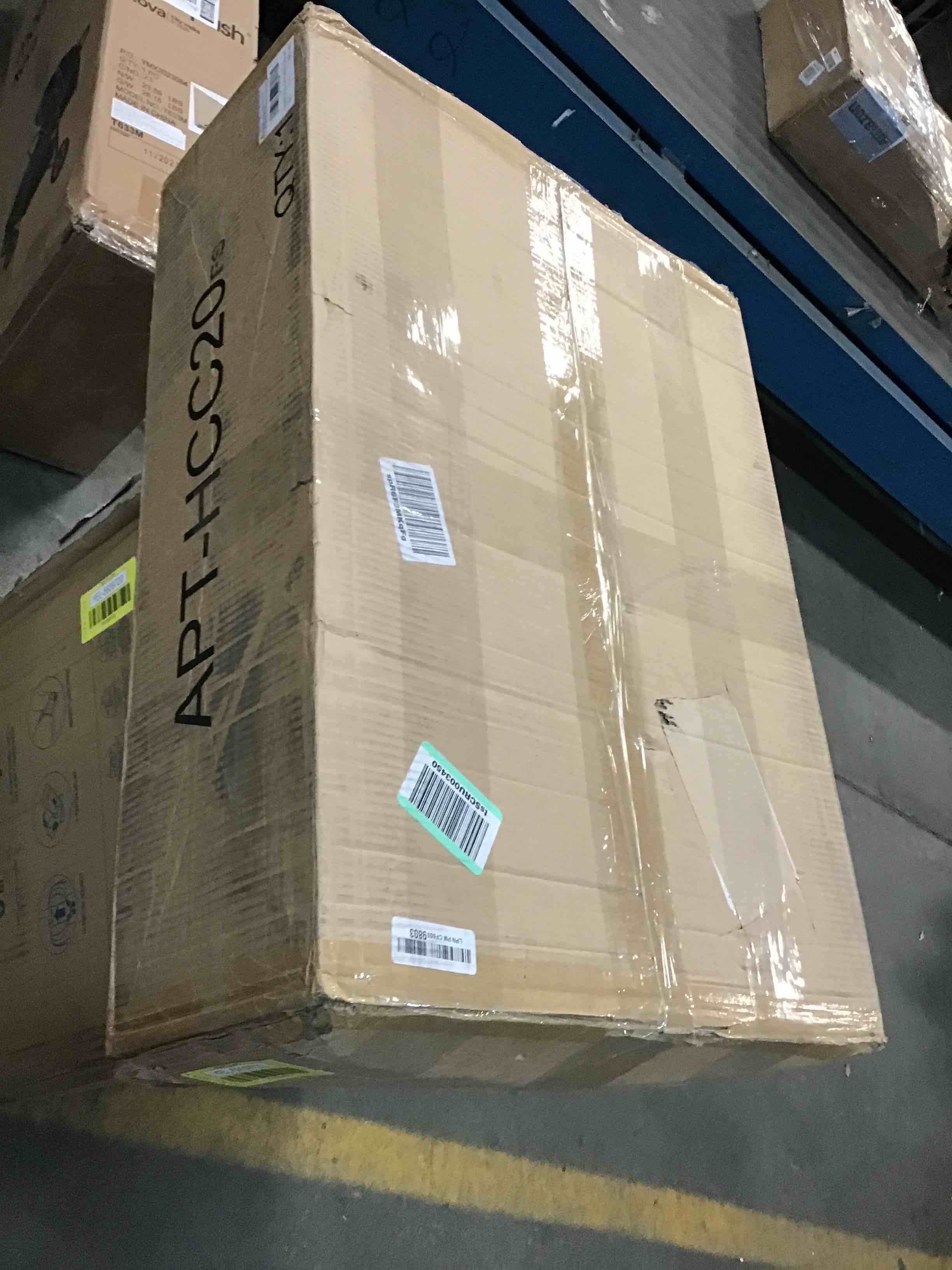 https://s3.amazonaws.com/lotting-images-prod/bidfta/YEL5939722_1709395804861.jpeg
