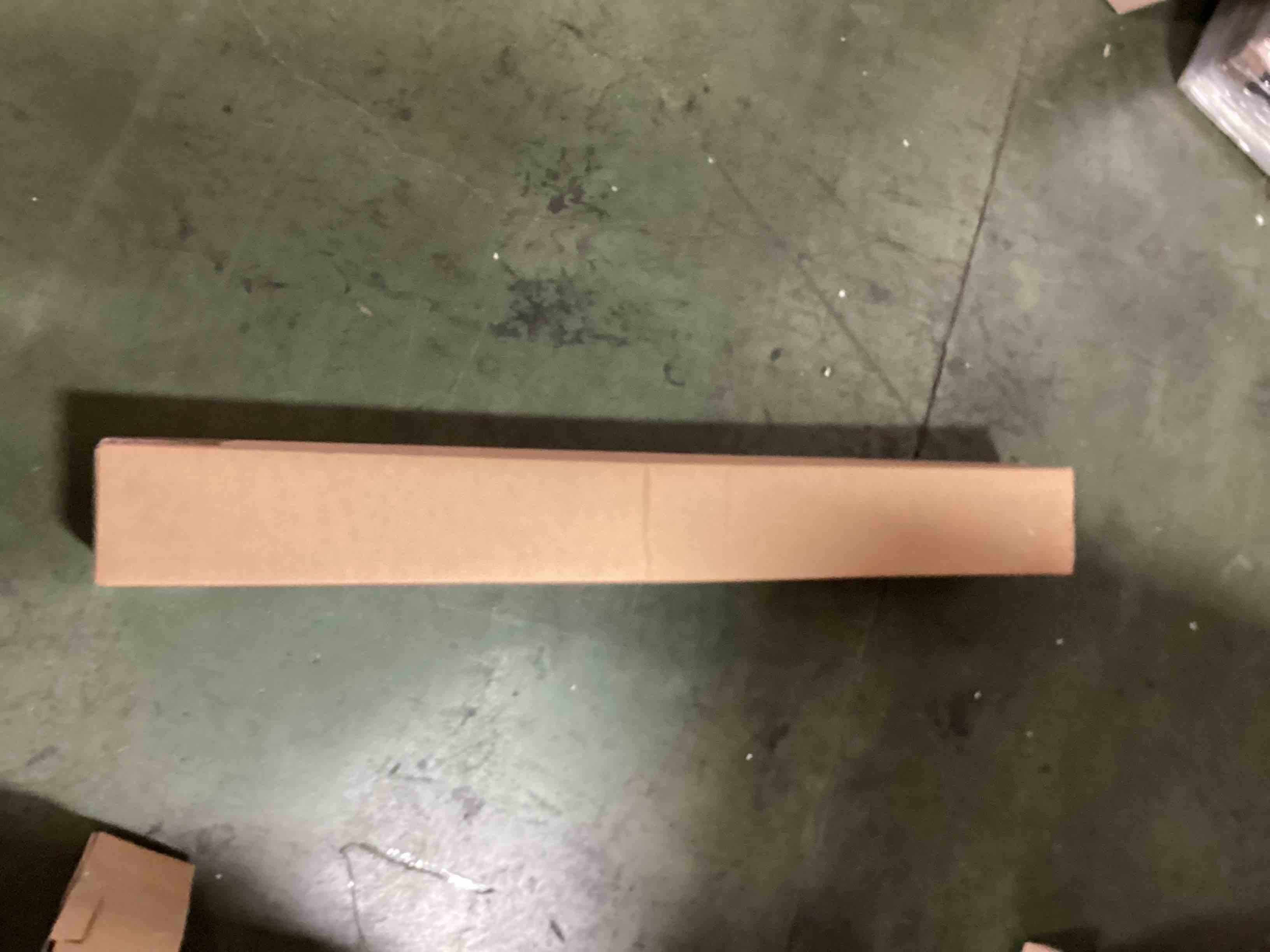 https://s3.amazonaws.com/lotting-images-prod/bidfta/YEL5940794_1709652180263.jpeg