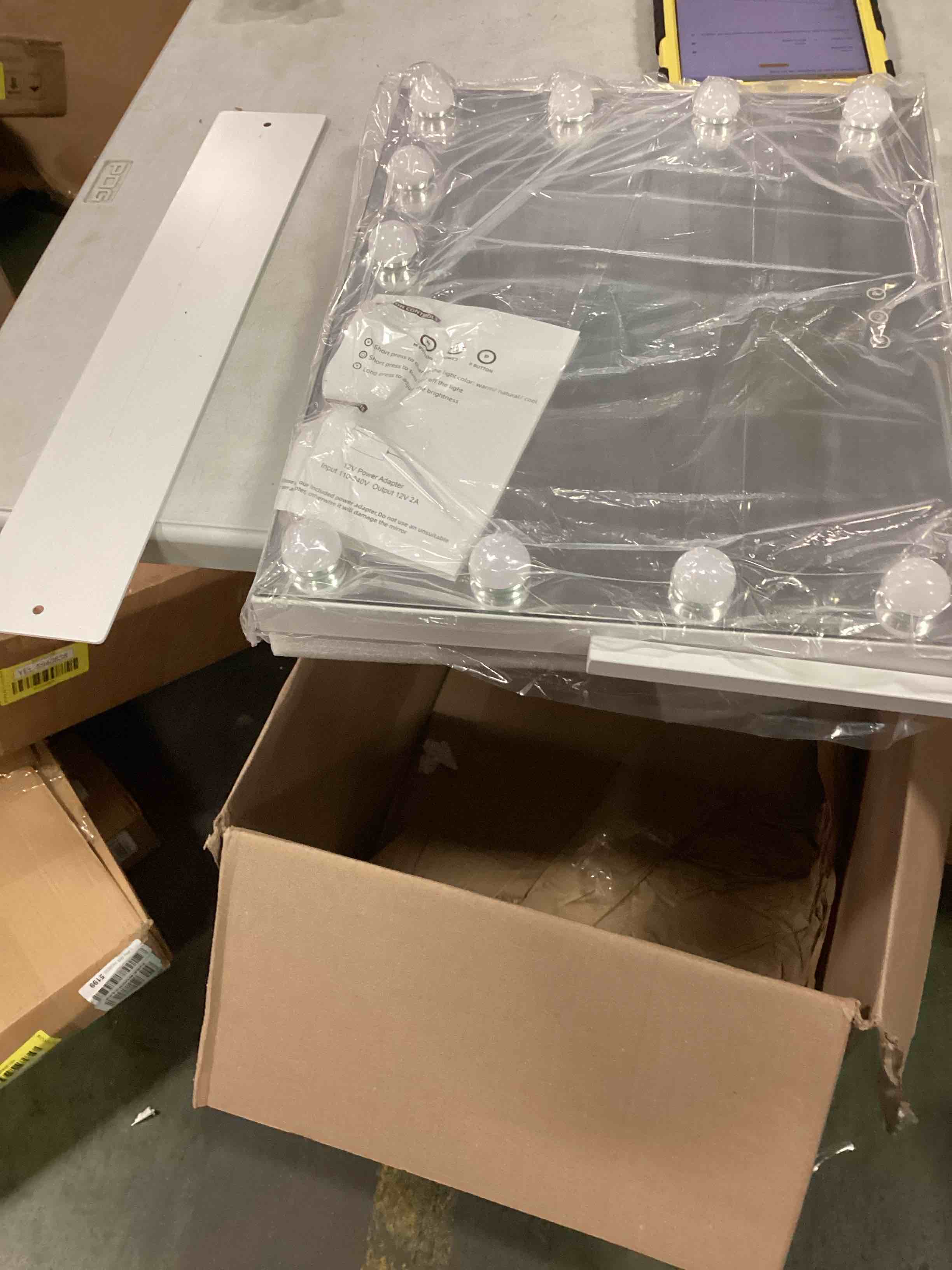 https://s3.amazonaws.com/lotting-images-prod/bidfta/YEL5940828_1709654551814.jpeg