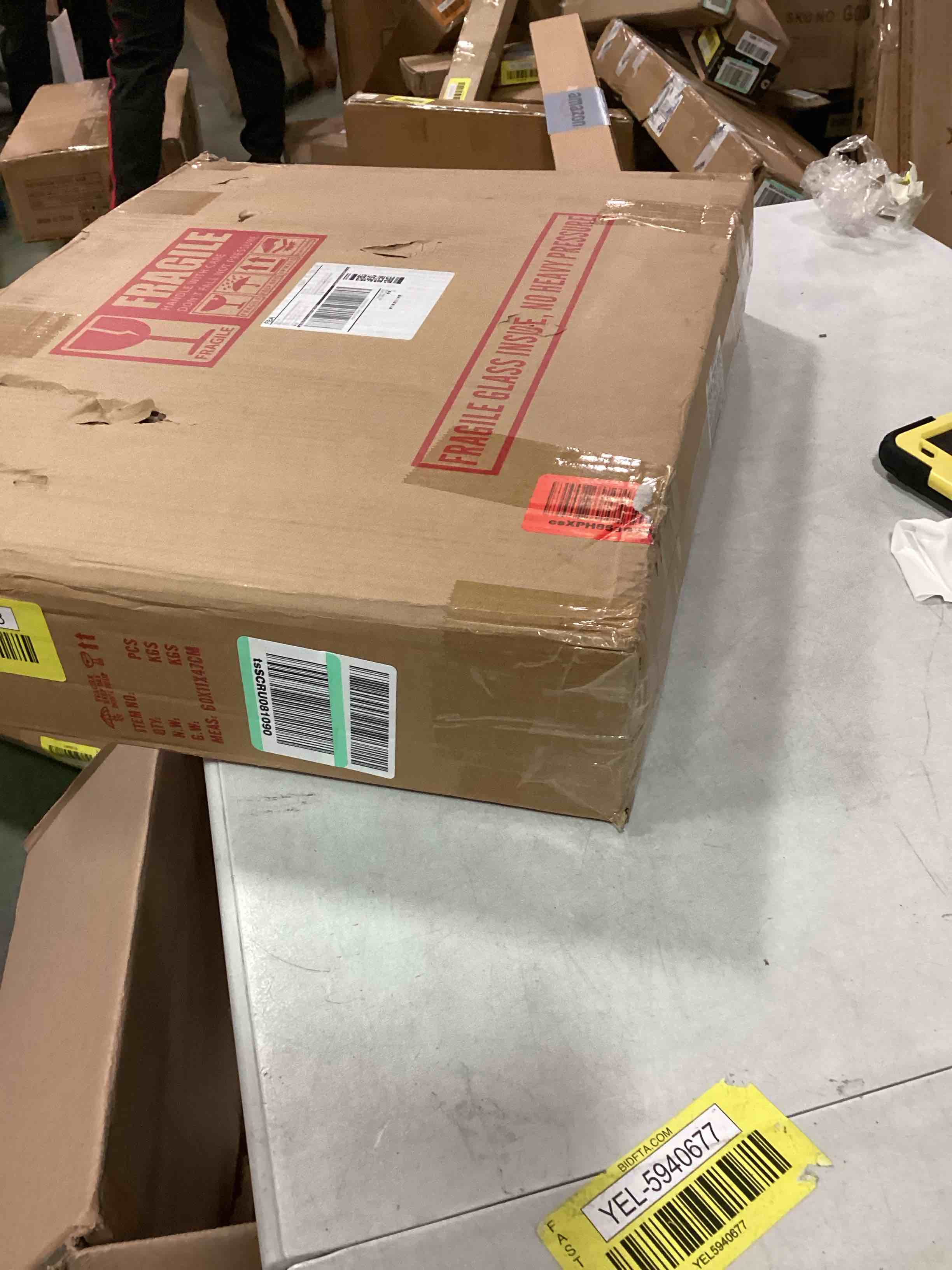 https://s3.amazonaws.com/lotting-images-prod/bidfta/YEL5940828_1709654660914.jpeg